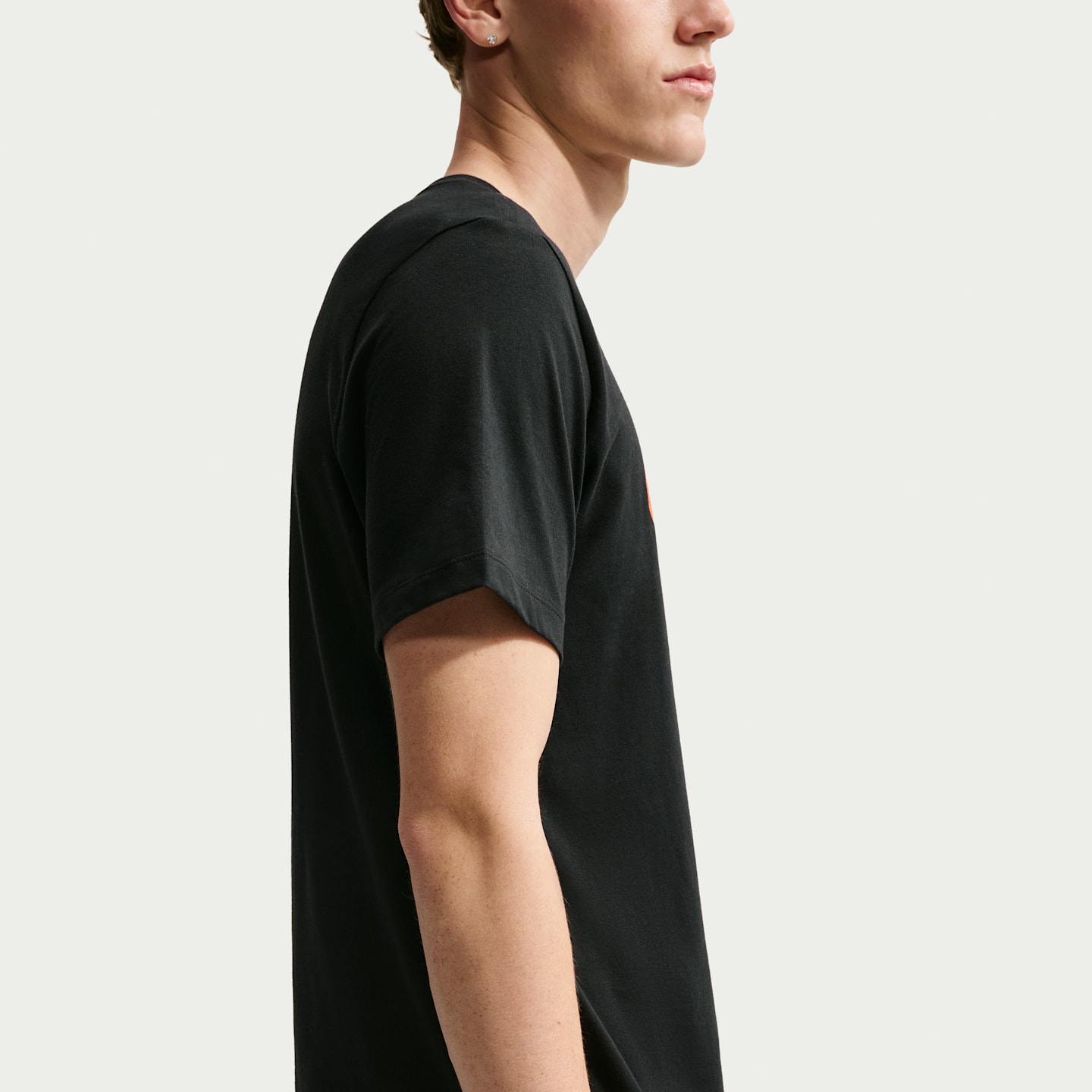 Мужские футболки Nike Sportswear Men's T-Shirt — фото 2