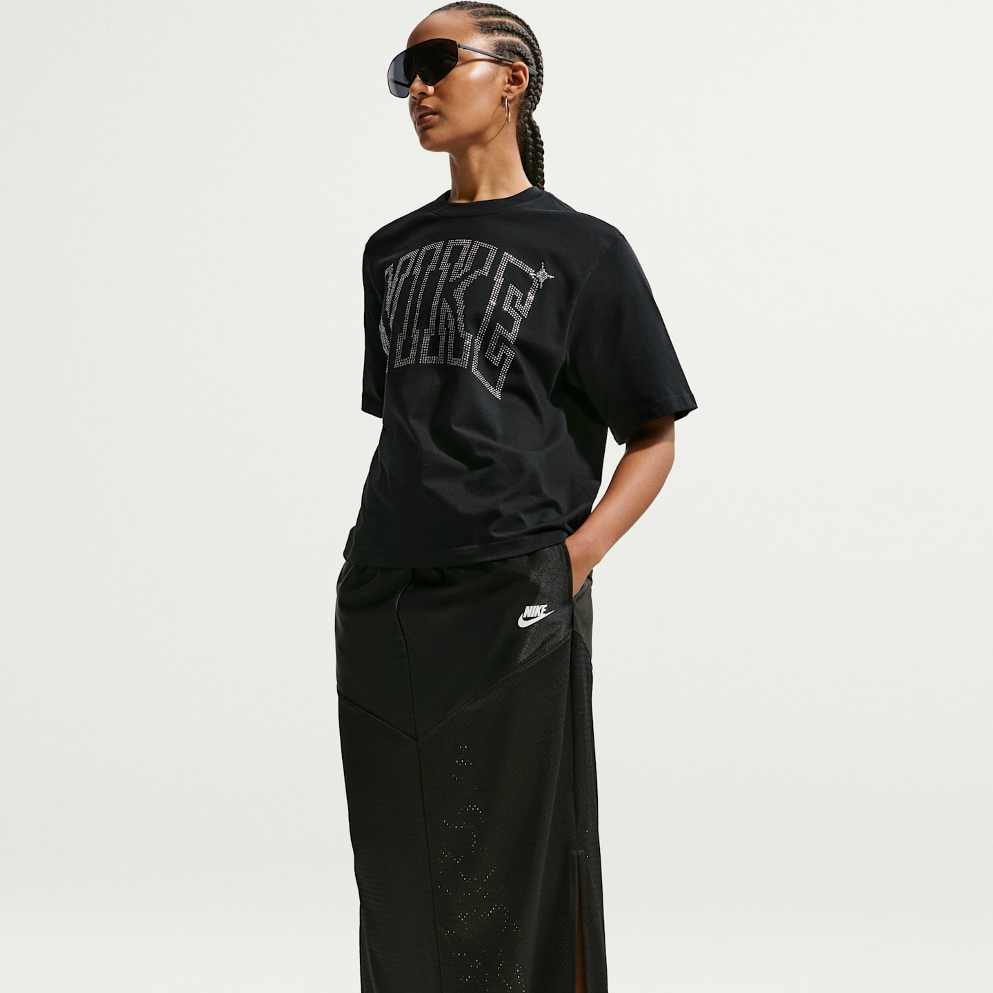 Женские юбки Nike Sportswear Women's Mid-Rise Skirt — фото 4