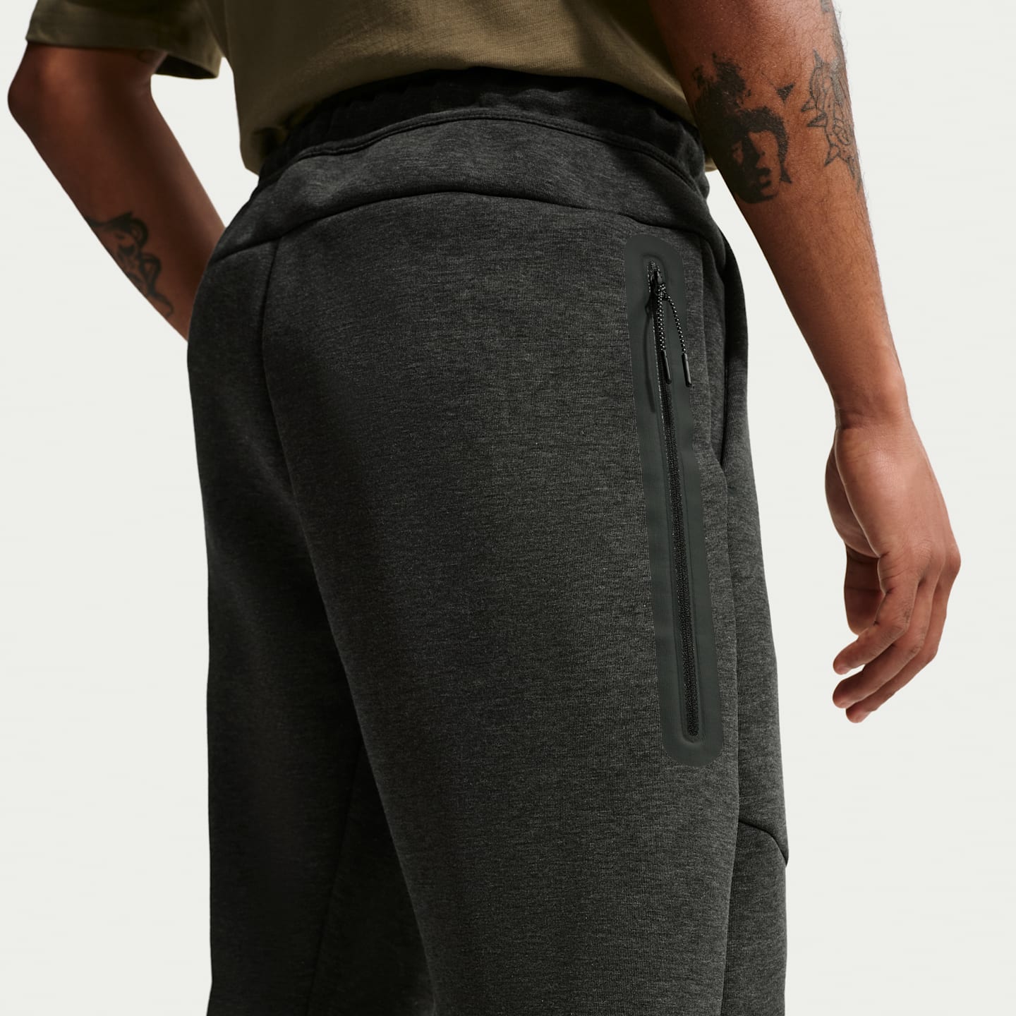 Мужские брюки Nike Tech Men's Open-Hem Fleece Pants — фото 3
