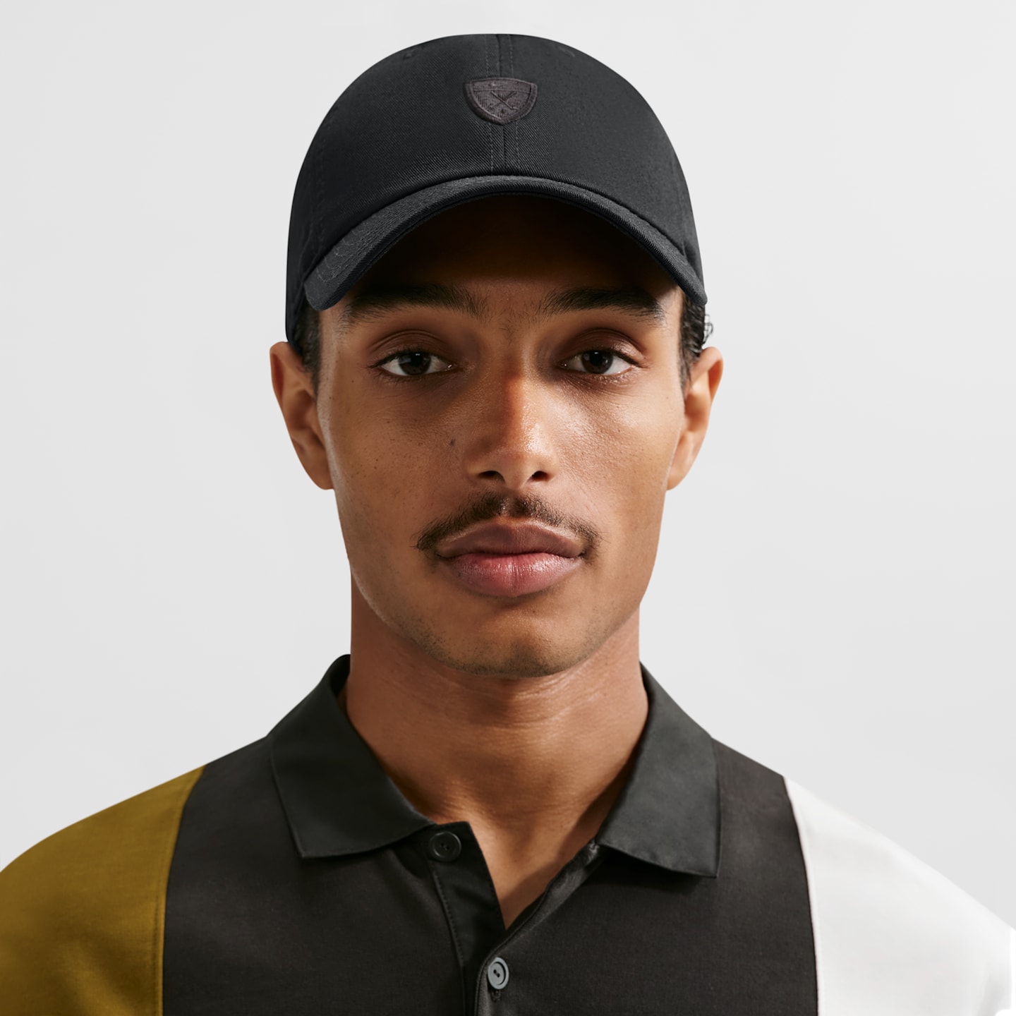 Мужские кепки Nike Club Golf Shield Unstructured — фото 3
