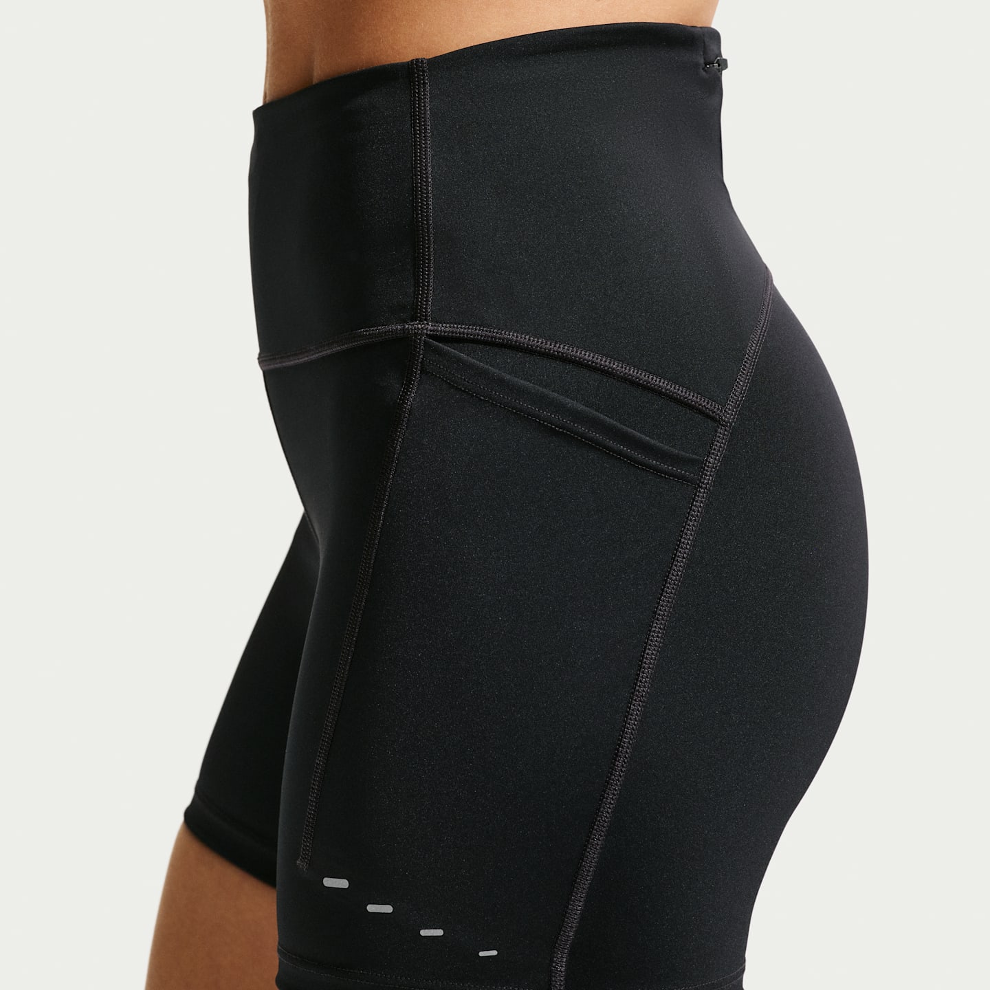 Женские шорты Nike Swift Women's High-Waisted 4" Tight Running Shorts with Pockets — фото 6