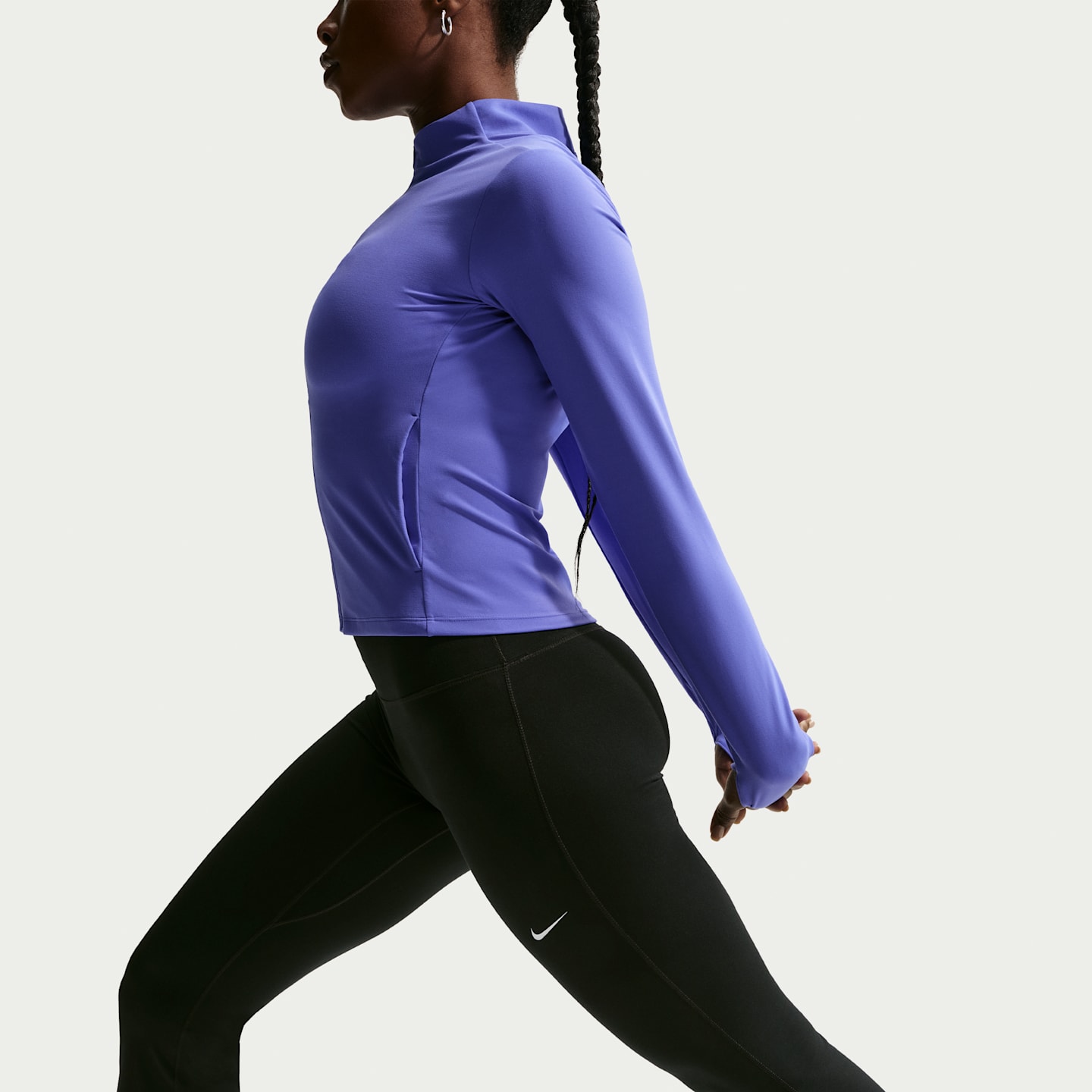 Женские леггинсы Nike One Women's High-Waisted Flared Leggings — фото 4