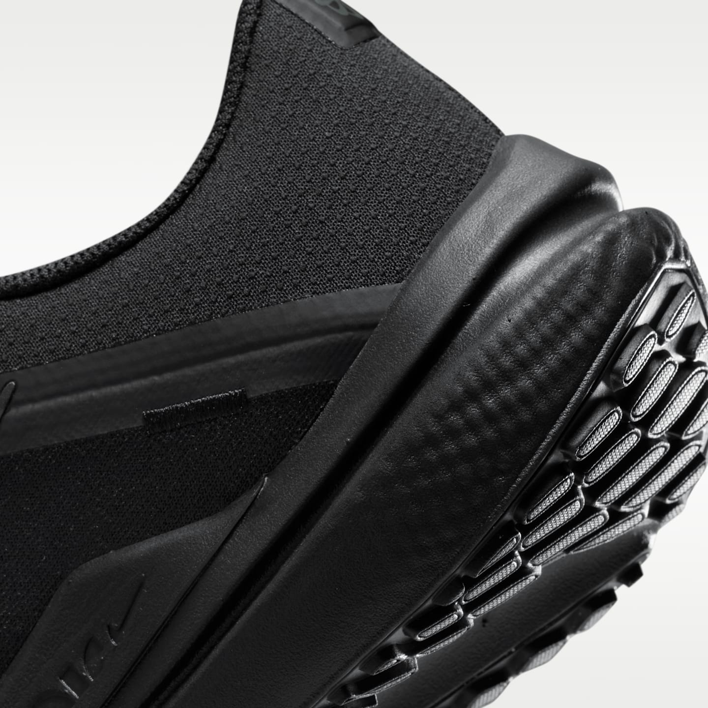 Nike Winflo 10 Men's Road Running Shoes — фото 8