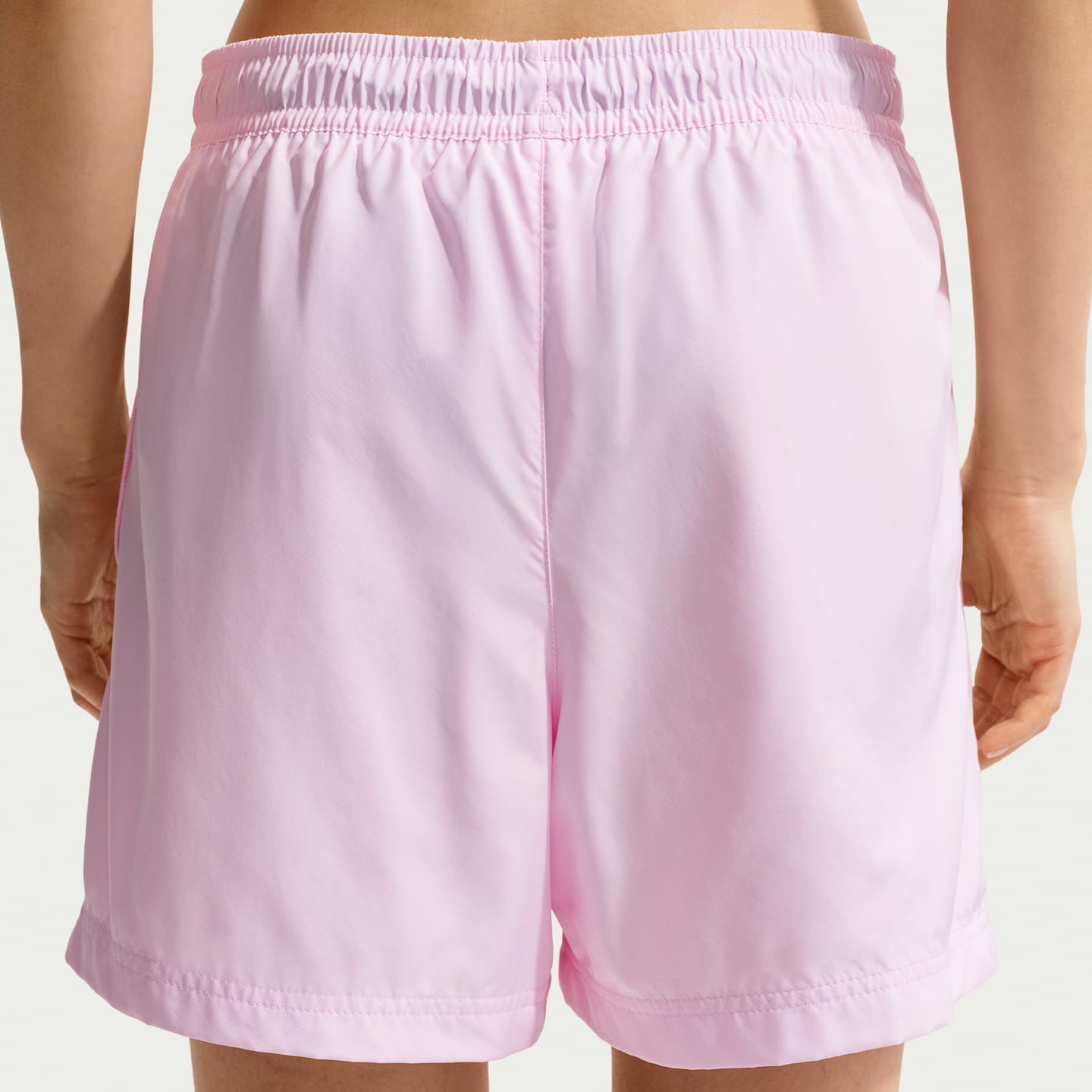 Женские шорты Nike Sportswear Essentials Women's Mid-Rise Woven Shorts — фото 3