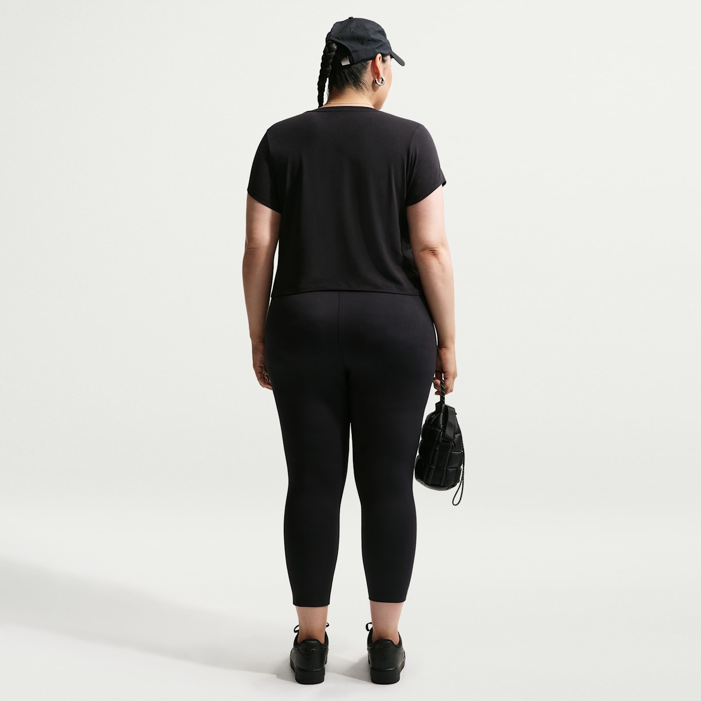 Женские леггинсы Nike Sportswear Classic Women's High-Waisted 7/8 Leggings (Plus Size) — фото 5