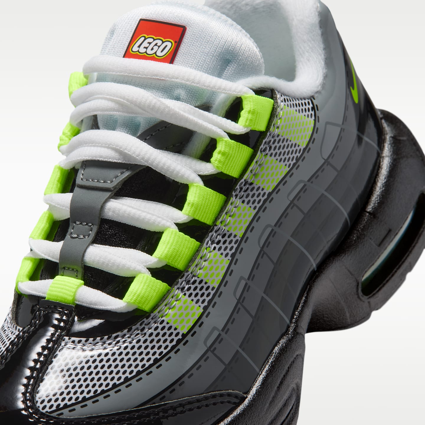 Детские кроссовки Nike Air Max 95 x LEGO® Collection Little Kids' Shoes — фото 7