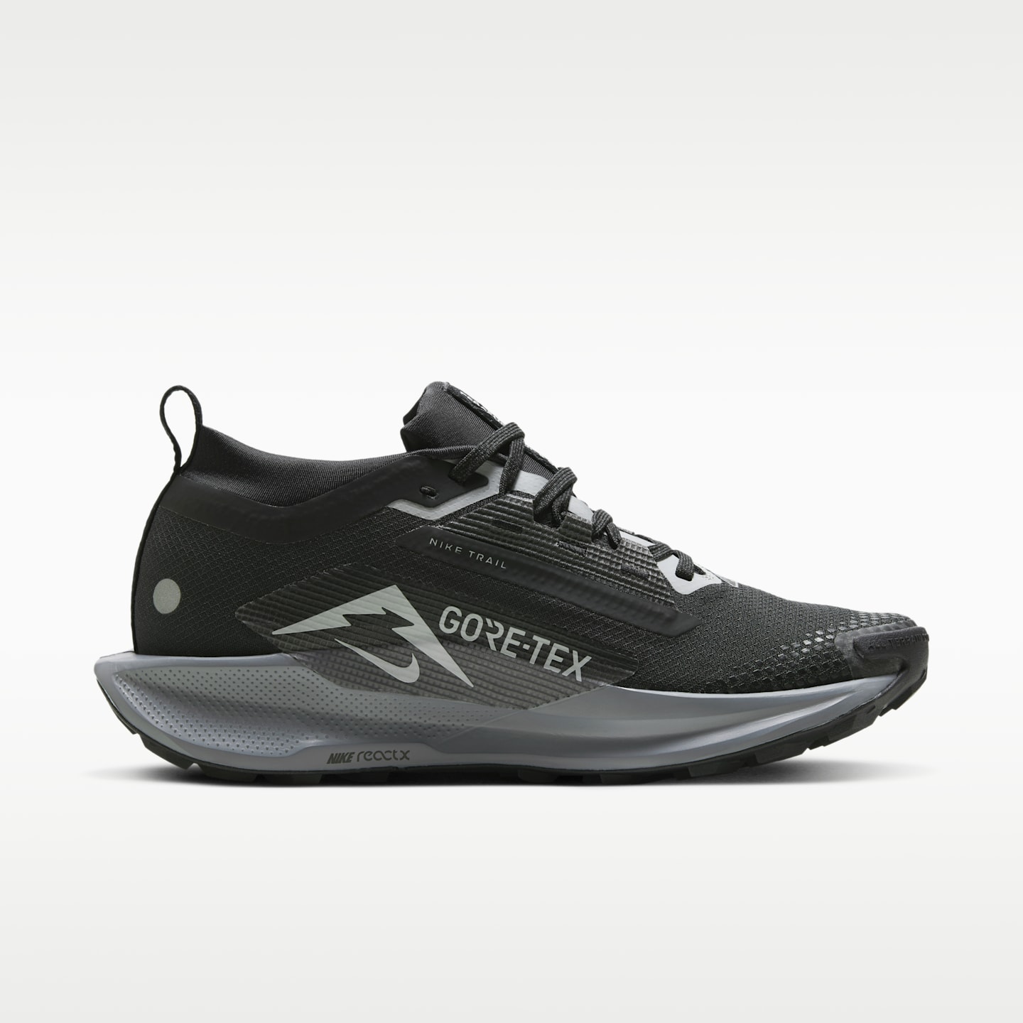 Женские кроссовки Nike Pegasus Trail 5 GORE-TEX Women's Waterproof Trail Running Shoes — фото 3