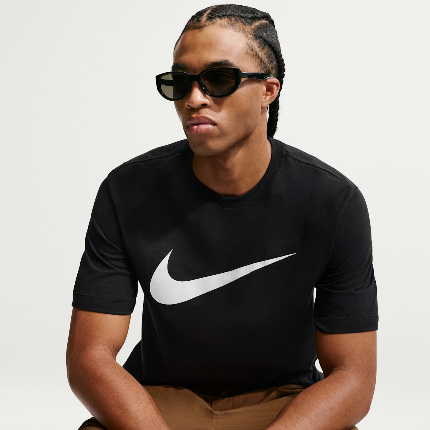 Мужские футболки Nike Sportswear Swoosh Men's T-Shirt — фото 3