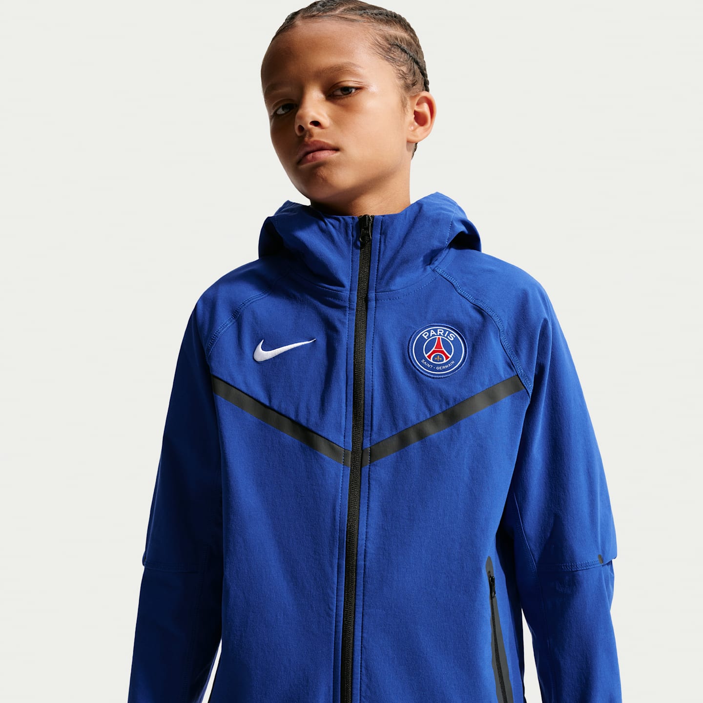 Детские куртки Nike Paris Saint-Germain Tech Home Big Kids' Nike Dri-FIT Soccer Woven Anthem Jacket — фото 1