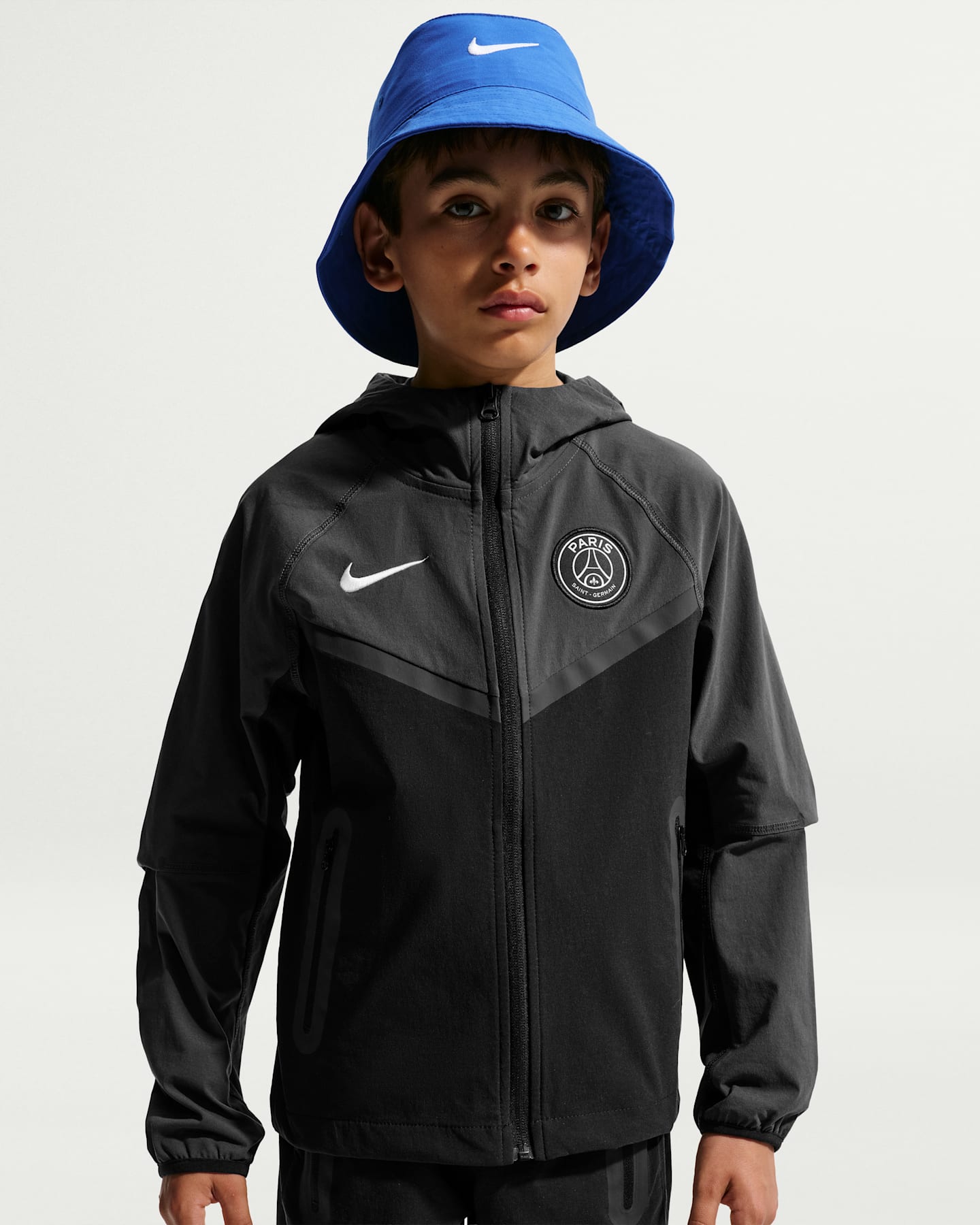 Детские куртки Nike Paris Saint-Germain Tech Big Kids' (Boys') Nike Soccer Full-Zip Jacket — фото 6