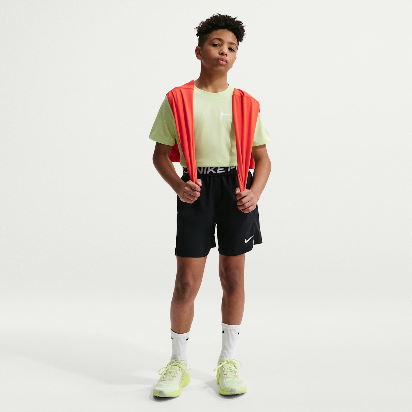 Детские шорты Nike Pro Big Kids' (Boys') Dri-FIT Training Shorts — фото 1