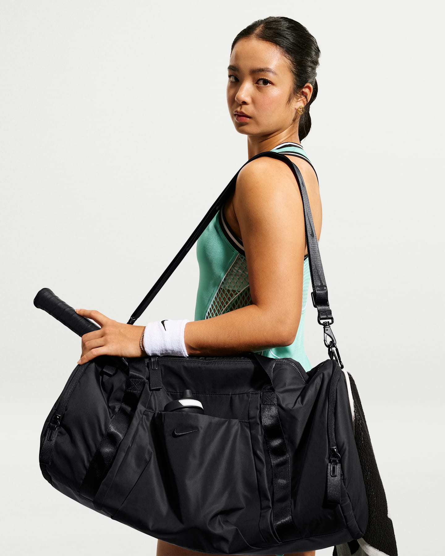 Женские сумки Nike One Duffel Bag (35L) — фото 12