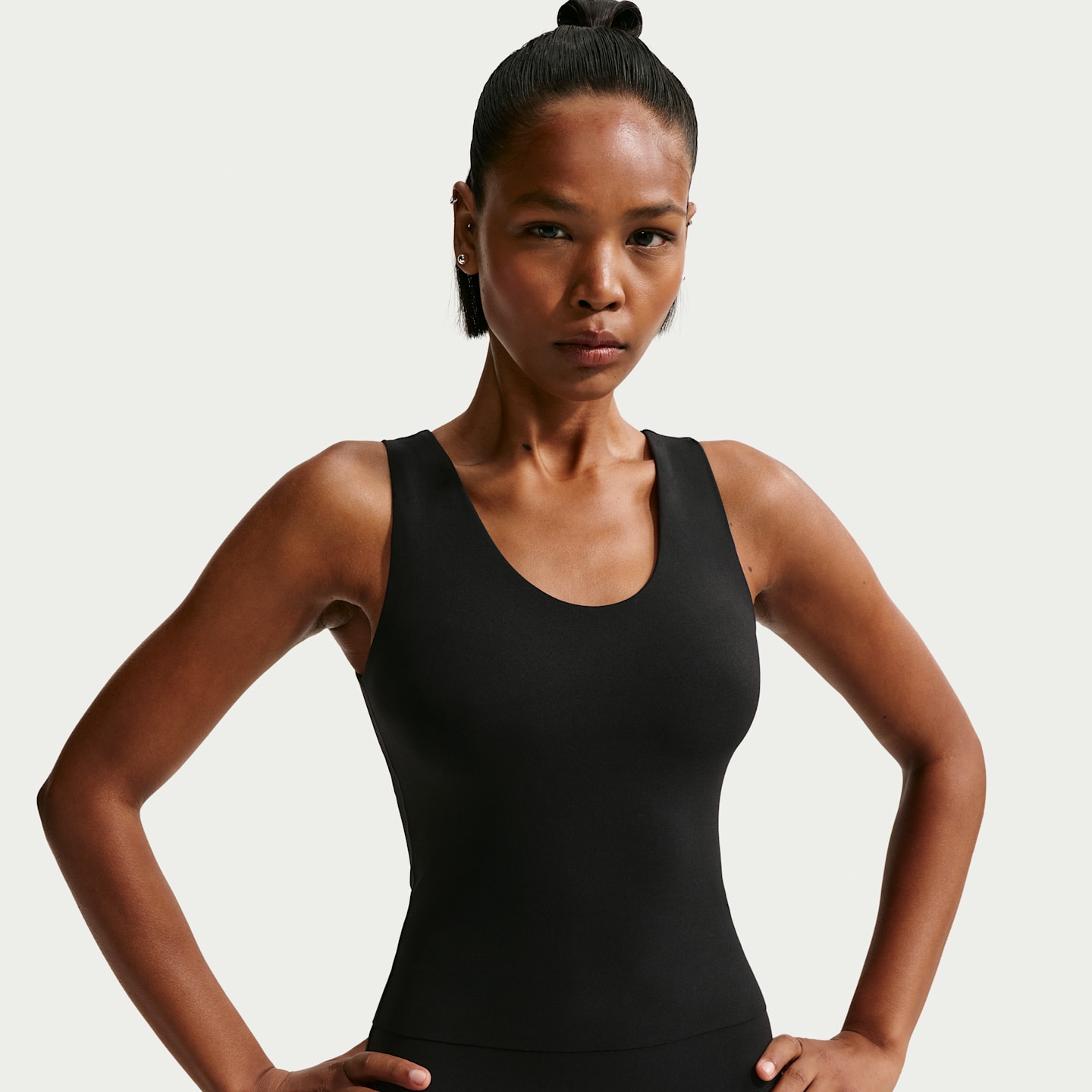 Женские топы Nike Zenvy Women's Dri-FIT Tank Top — фото 2