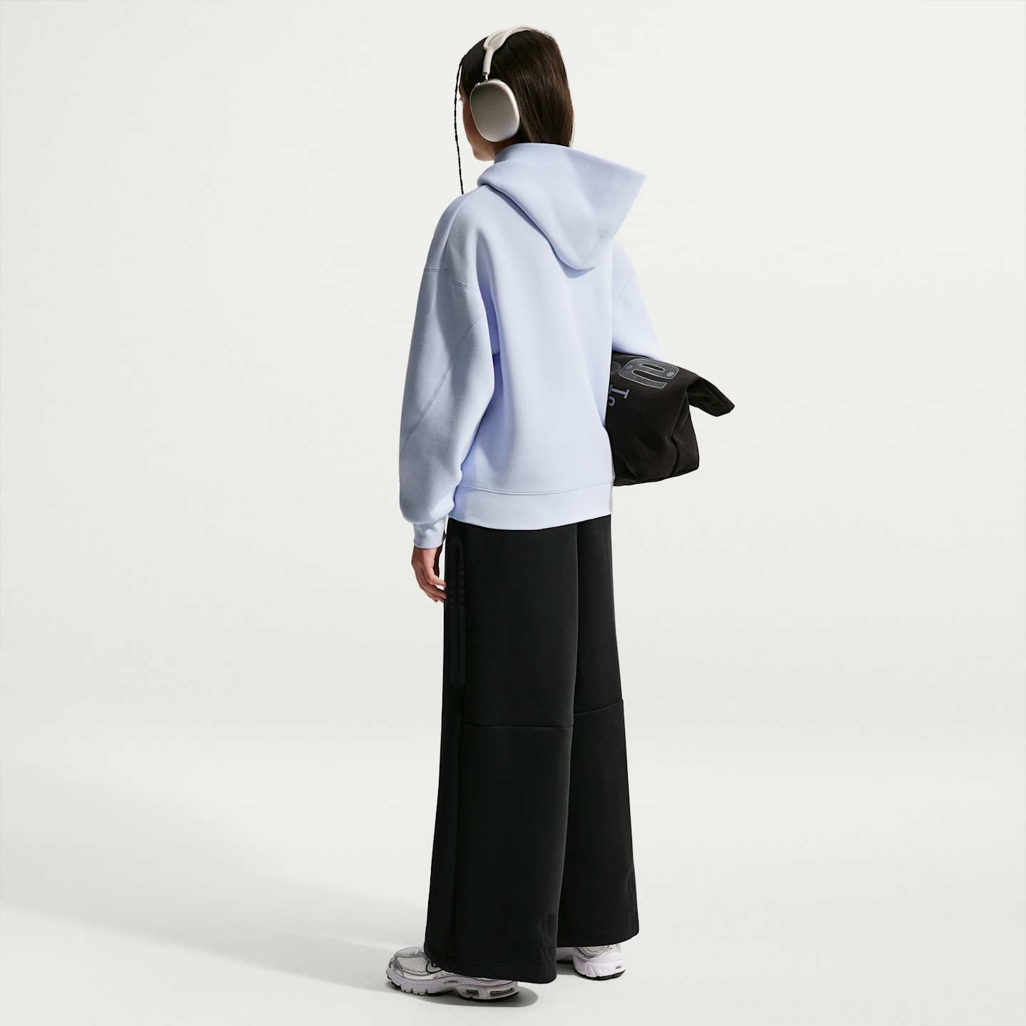 Детские брюки Nike Tech Fleece Big Kids' (Girls') Wide-Leg Pants — фото 5