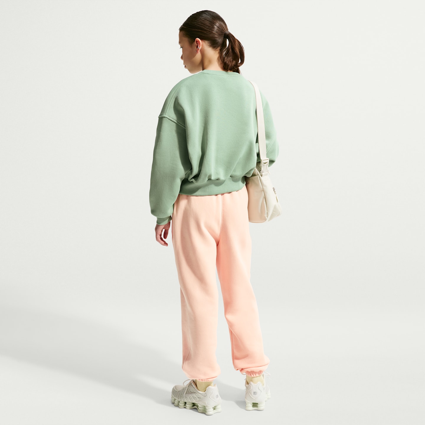 Детские брюки Nike Sportswear Club Fleece Big Kids' Loose Pants — фото 5