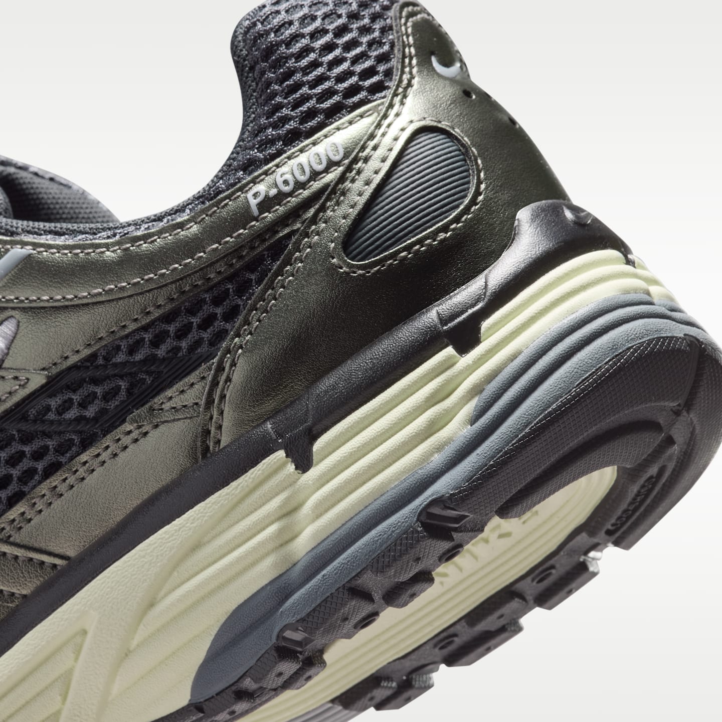 Мужские кроссовки Nike P-6000 Men's Shoes — фото 8