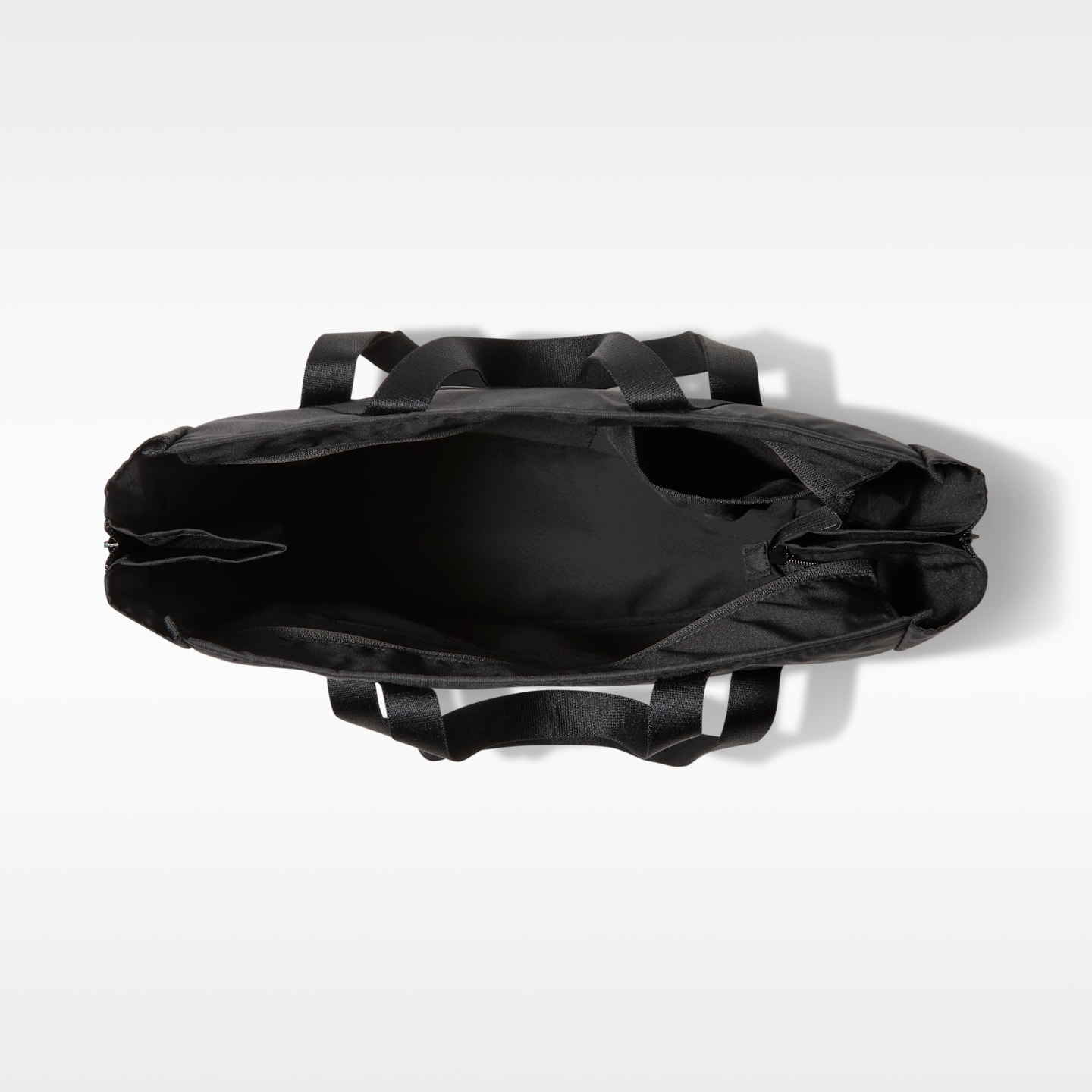 Женские сумки Nike Gym Tote (28L) — фото 6