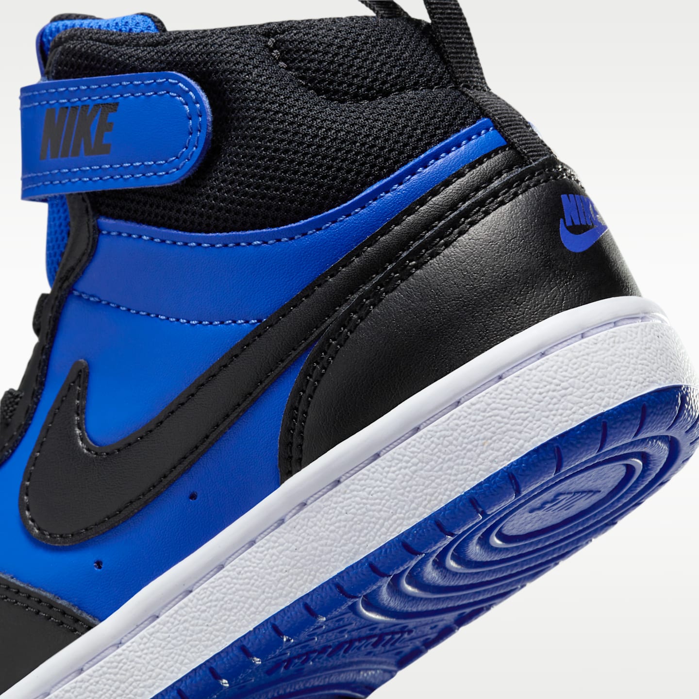Детские кроссовки Nike Court Borough Mid 2 Little Kids' Shoes — фото 8
