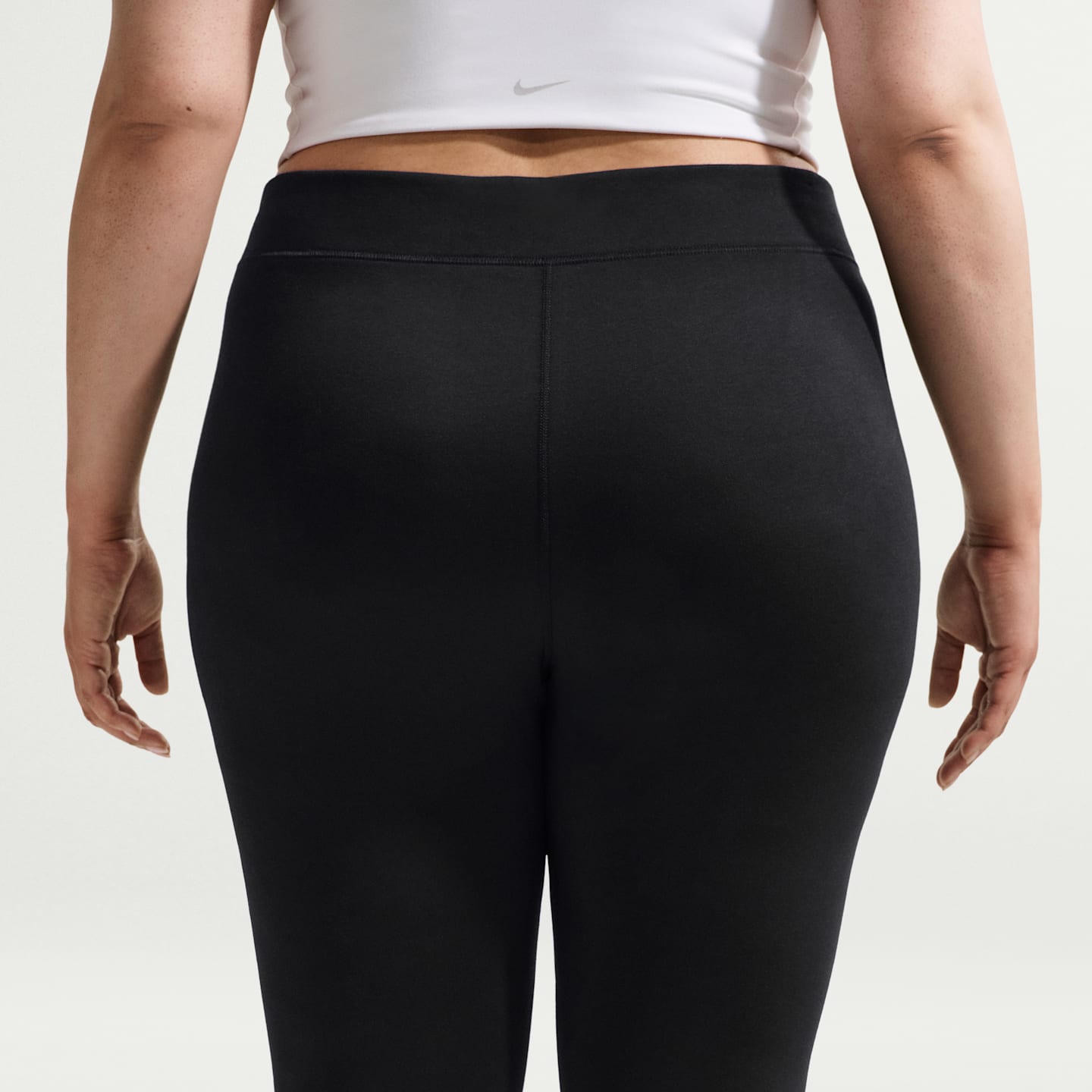 Женские леггинсы Nike Sportswear Classic Women's High-Waisted 7/8 Leggings (Plus Size) — фото 3