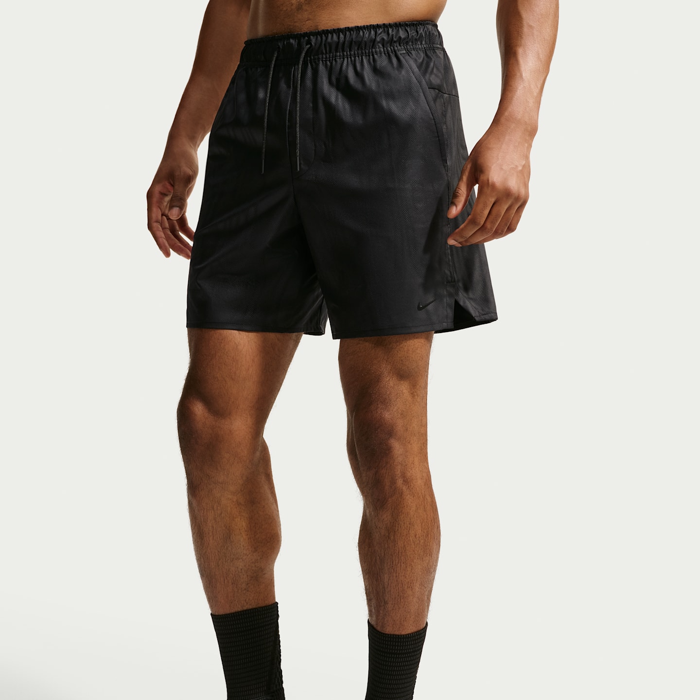 Мужские шорты Nike N.A.C. Unlimited Men's Dri-FIT 7" Shorts — фото 2