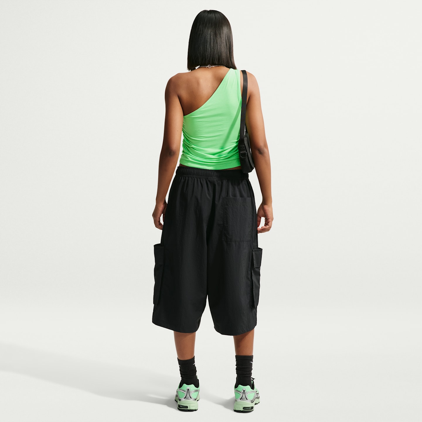 Женские брюки Nike Sportswear Women's Tight One-Shoulder Tank Top — фото 5