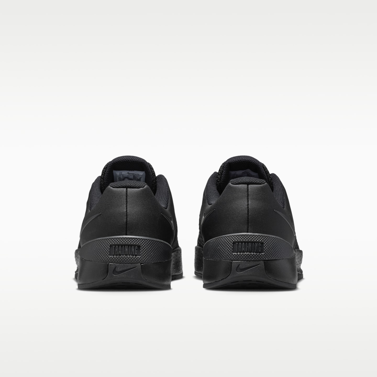 Мужские кроссовки Nike MC Trainer 4 Men's Training Shoes — фото 6