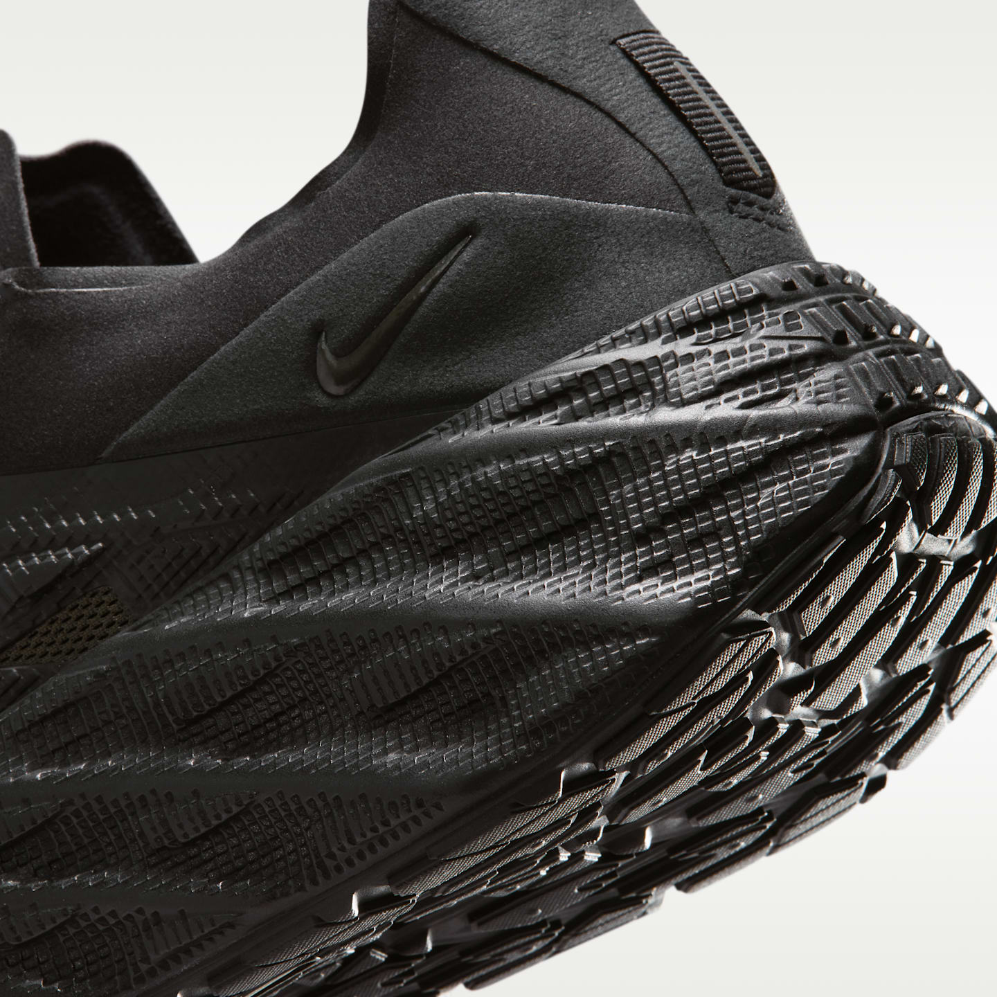 Мужские кроссовки Nike Ava Edge Men's Shoes — фото 8