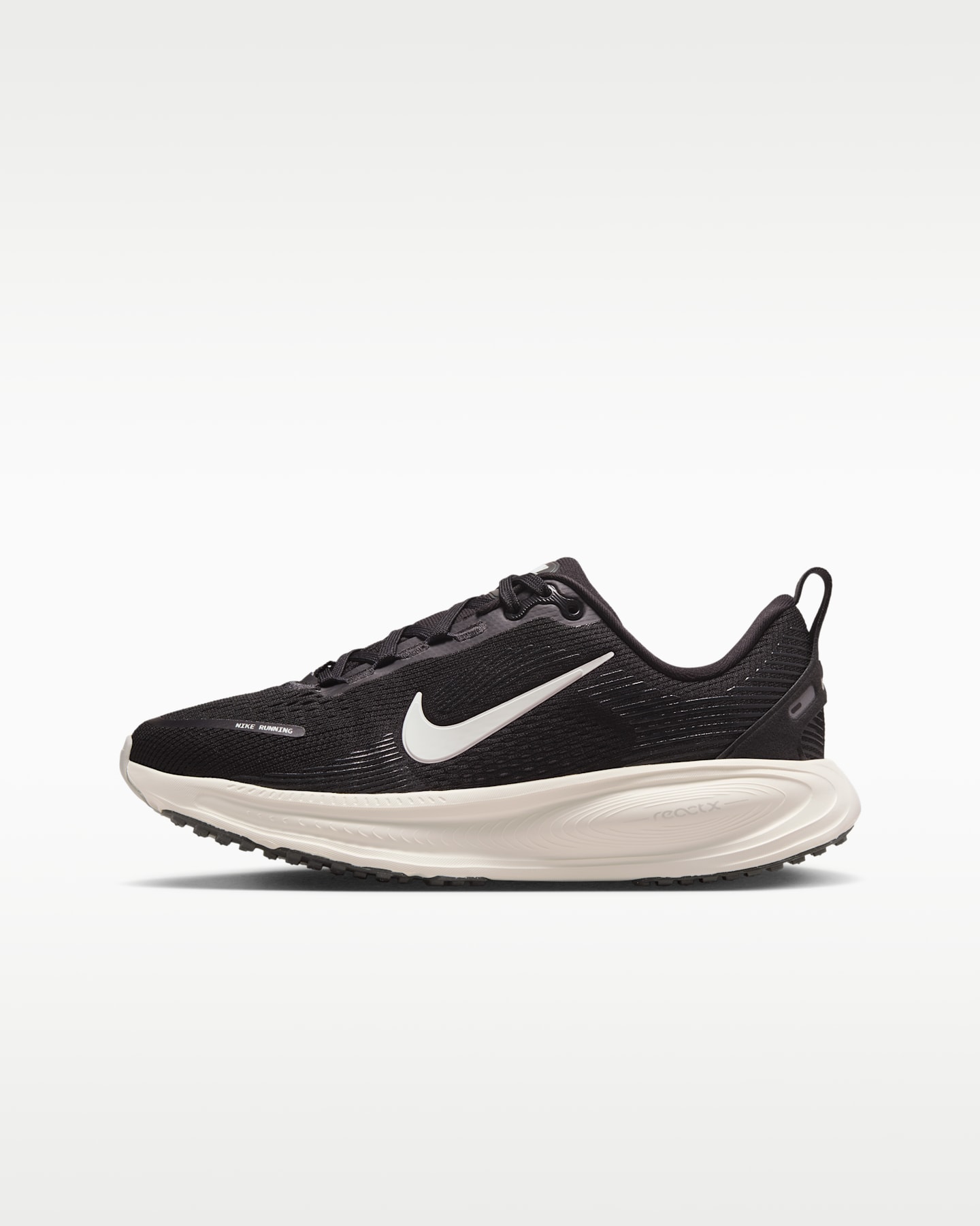 Детские кроссовки Nike Vomero 18 Big Kids' Road Running Shoes — фото 12