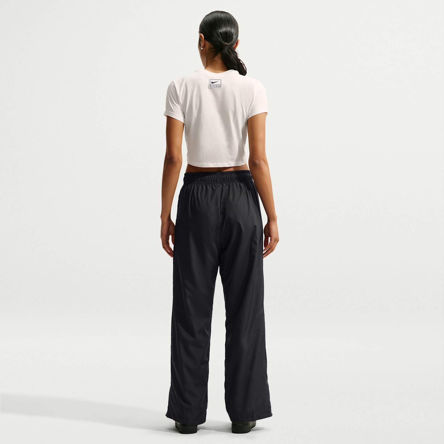 Женские брюки Nike Sportswear Classic Women's Mid-Rise Open-Hem Pants — фото 5