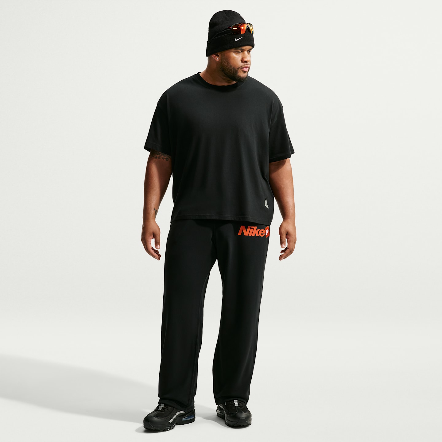 Мужские брюки Nike Sportswear Club Men's Open-Hem French Terry Pants — фото 6