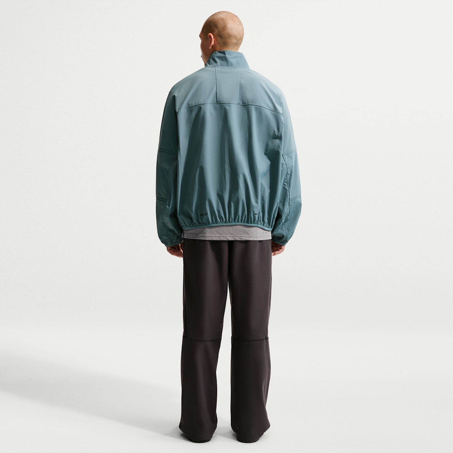 Мужские куртки Nike Tech Helios Men's Dri-FIT Full-Zip Jacket — фото 5