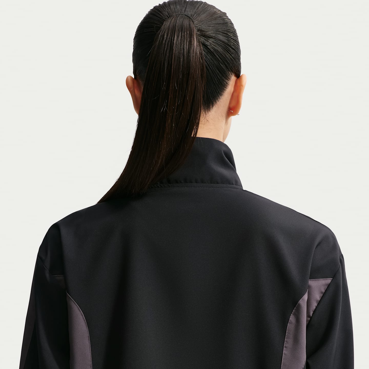 Nike One Women's Woven Jacket — фото 2