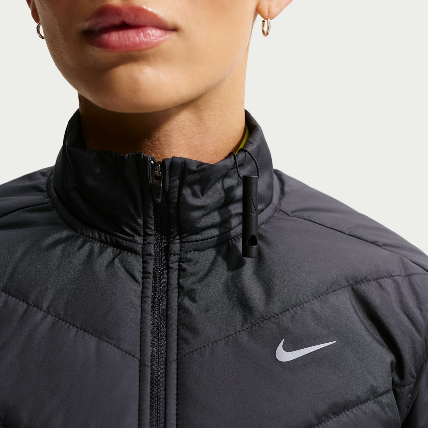 Женские куртки Nike Swift Women's Therma-FIT Running Jacket — фото 6