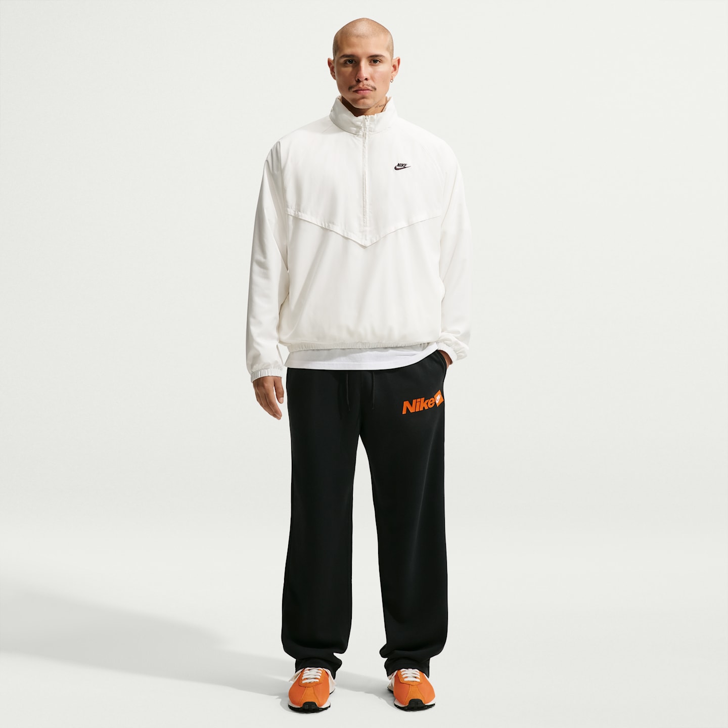 Мужские брюки Nike Sportswear Club Men's Open-Hem French Terry Pants — фото 1