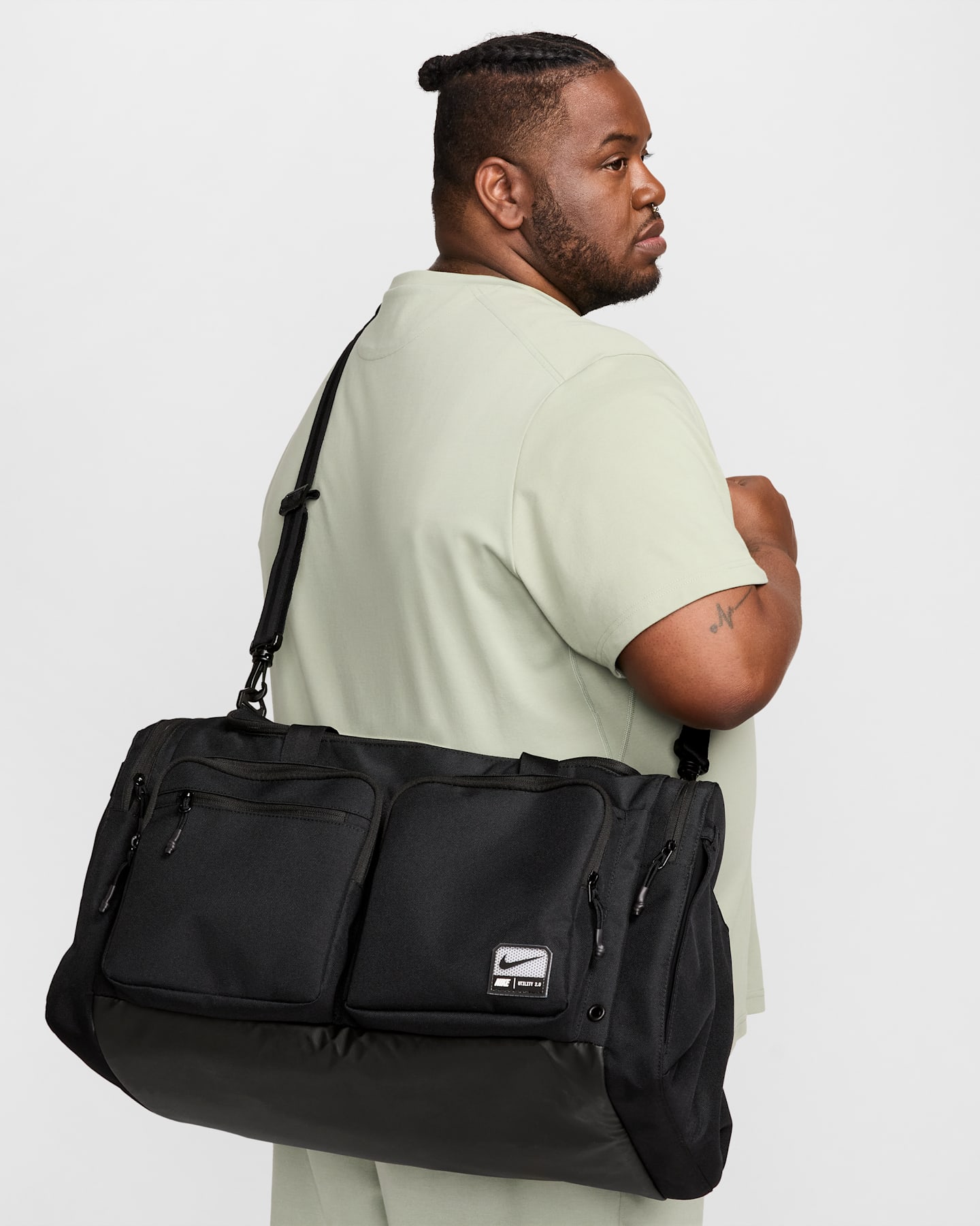 Женские сумки Nike Utility Power 2.0 Duffel Bag (Medium, 51L) — фото 13