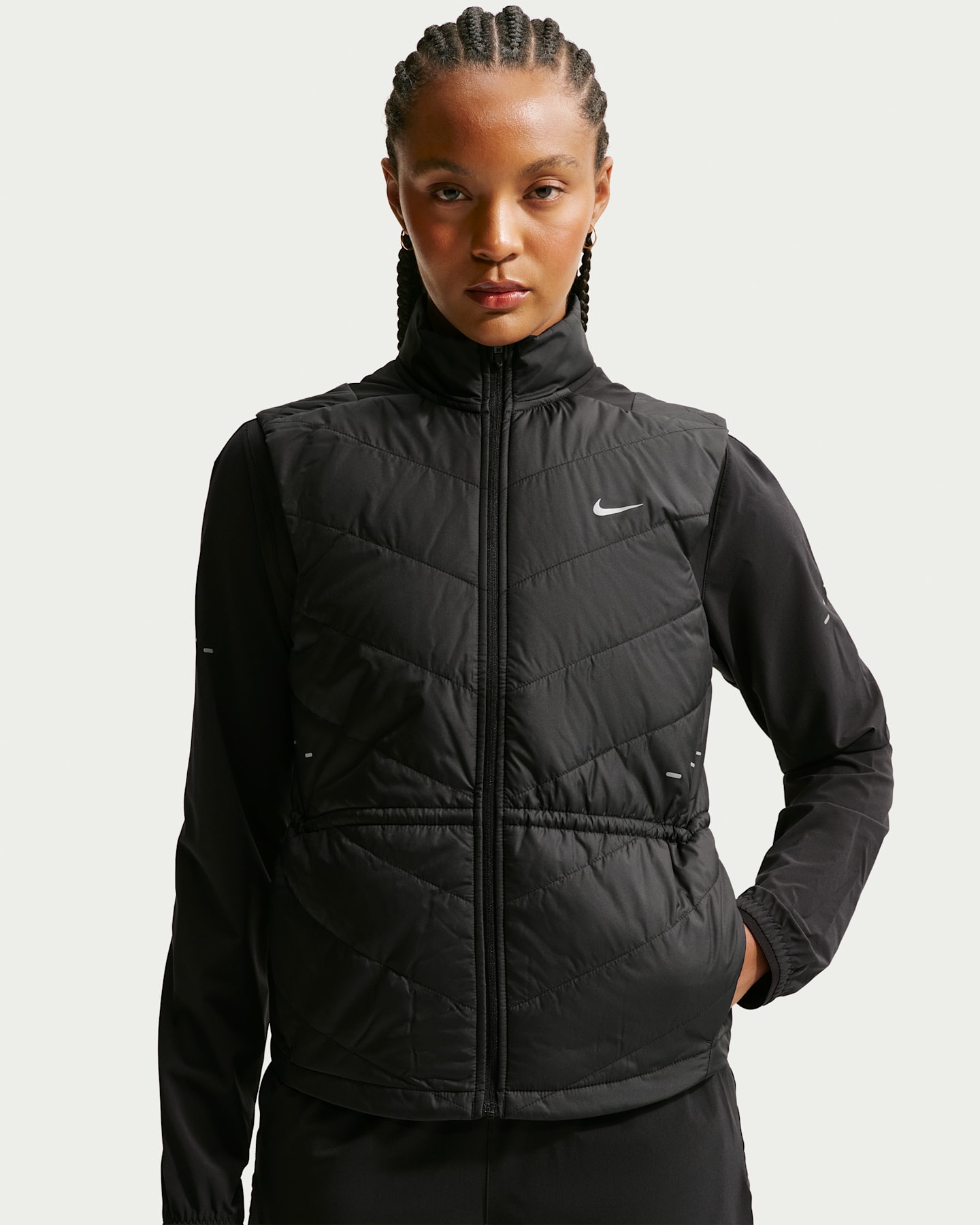 Женские жилеты Nike Swift Women's Therma-FIT Running Vest — фото 8