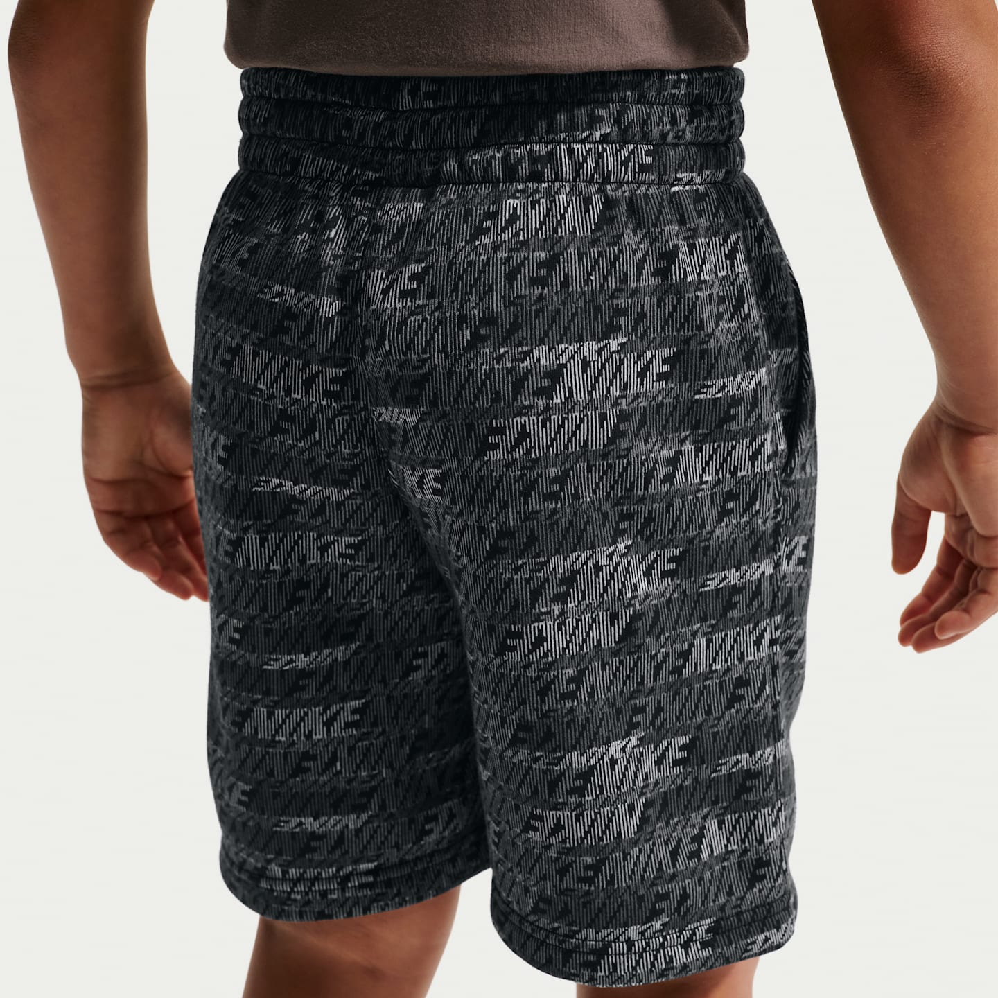 Детские шорты Nike Sportswear Club Fleece Big Kids' French Terry Shorts — фото 4