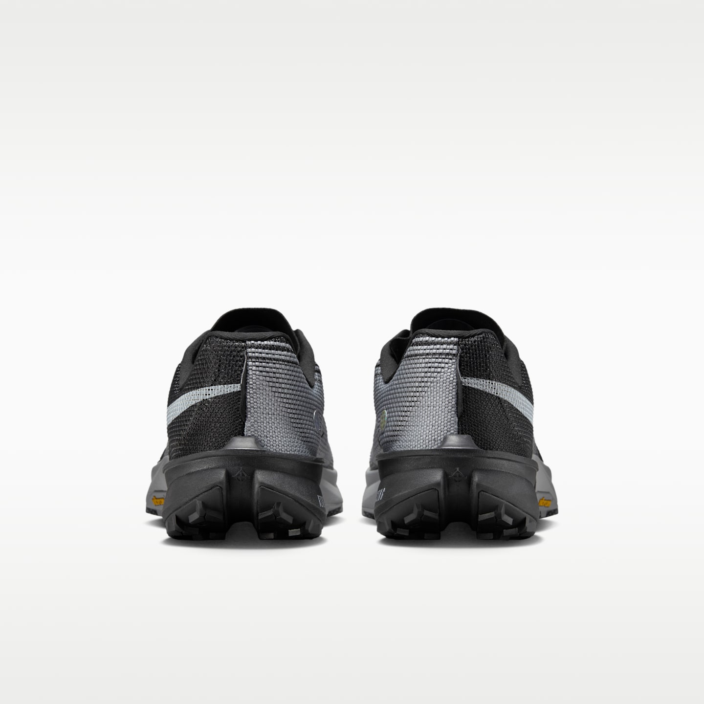 Мужские трейловые кроссовки Nike Kiger 10 — фото 6