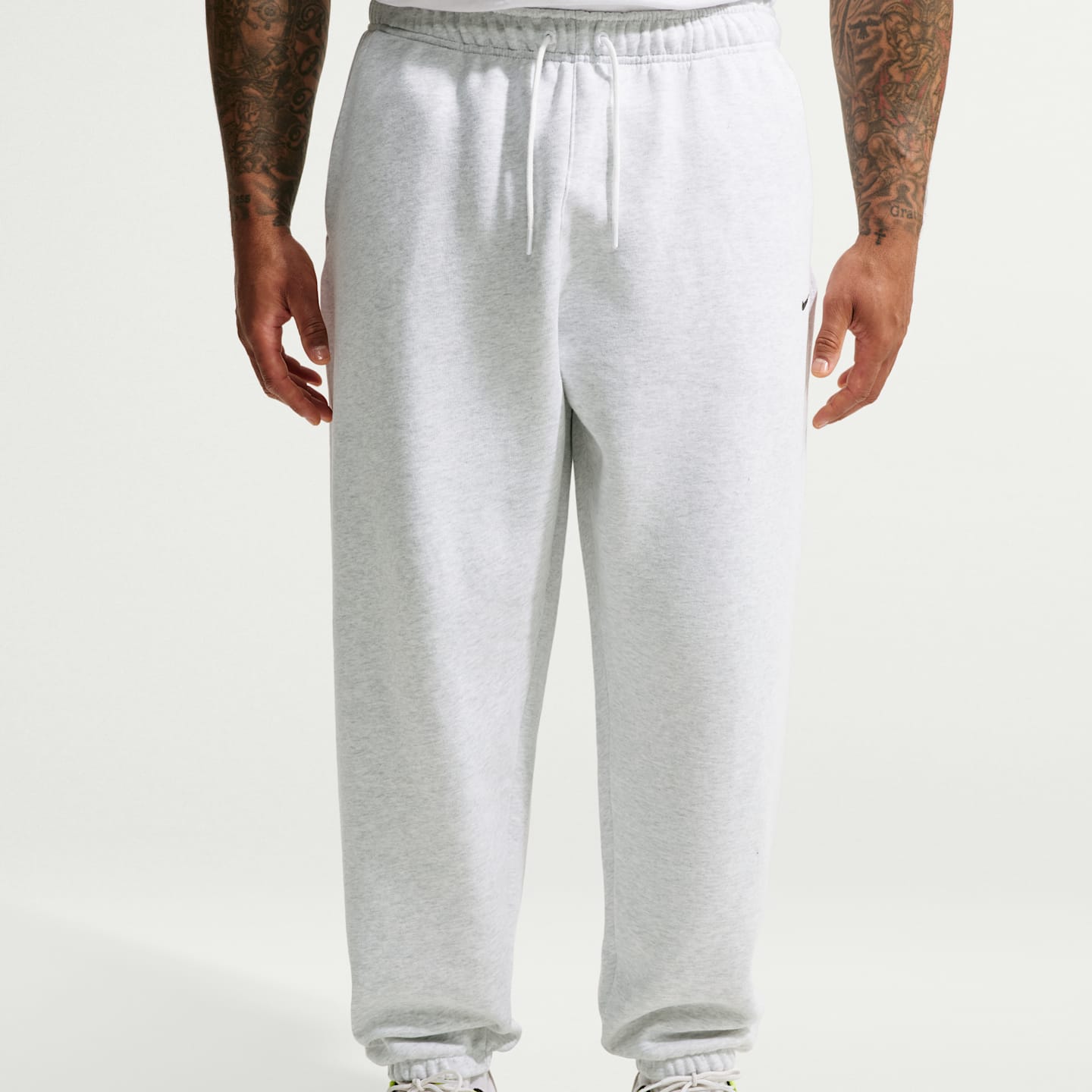 Мужские брюки Nike Solo Fleece Men's Cuffed Pants — фото 7