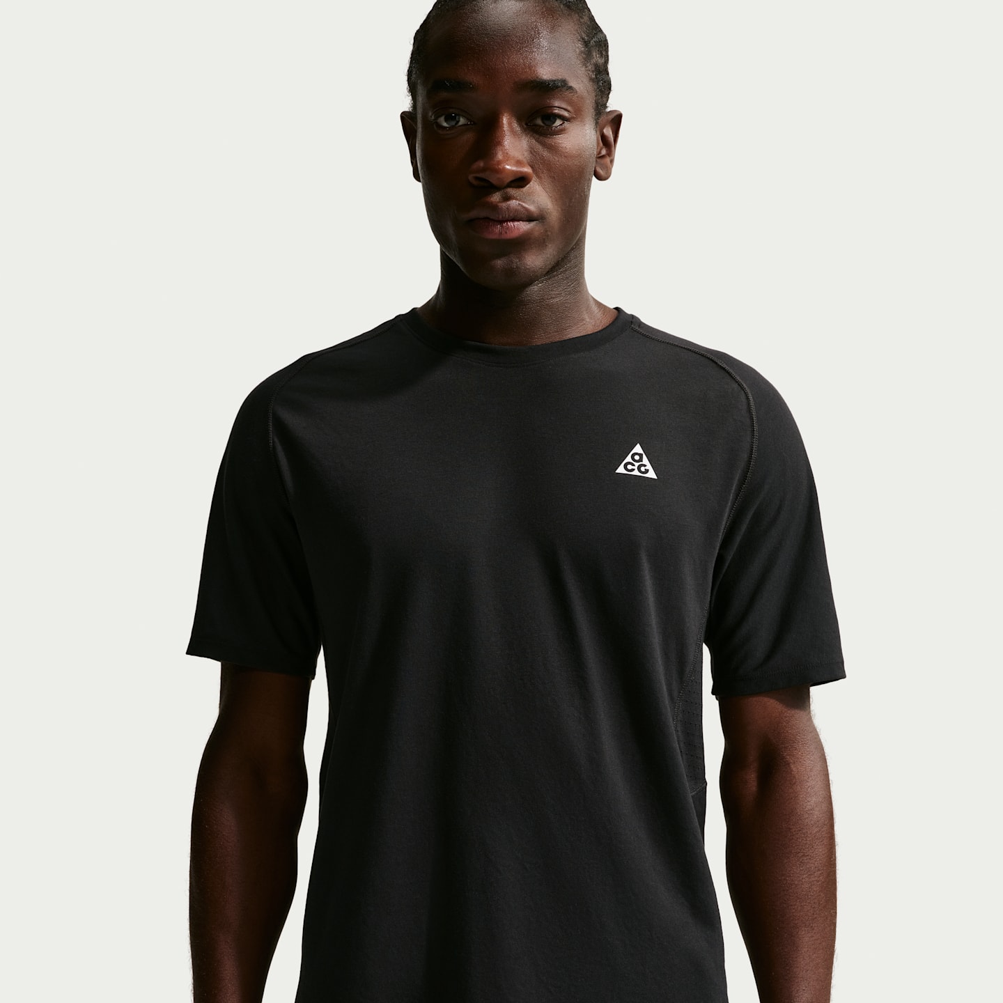 Мужские кроссовки Nike ACG "Solar Chase" Men's Dri-FIT ADV Trail Running Top — фото 1