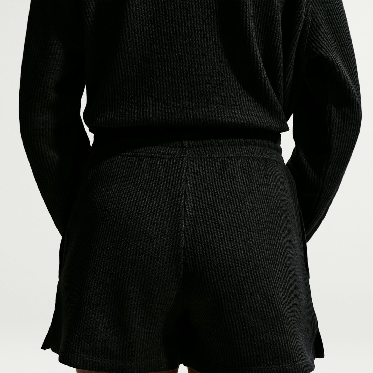 Женские шорты Nike Sportswear Chill Waffle Women's Loose Mid-Rise Shorts — фото 3