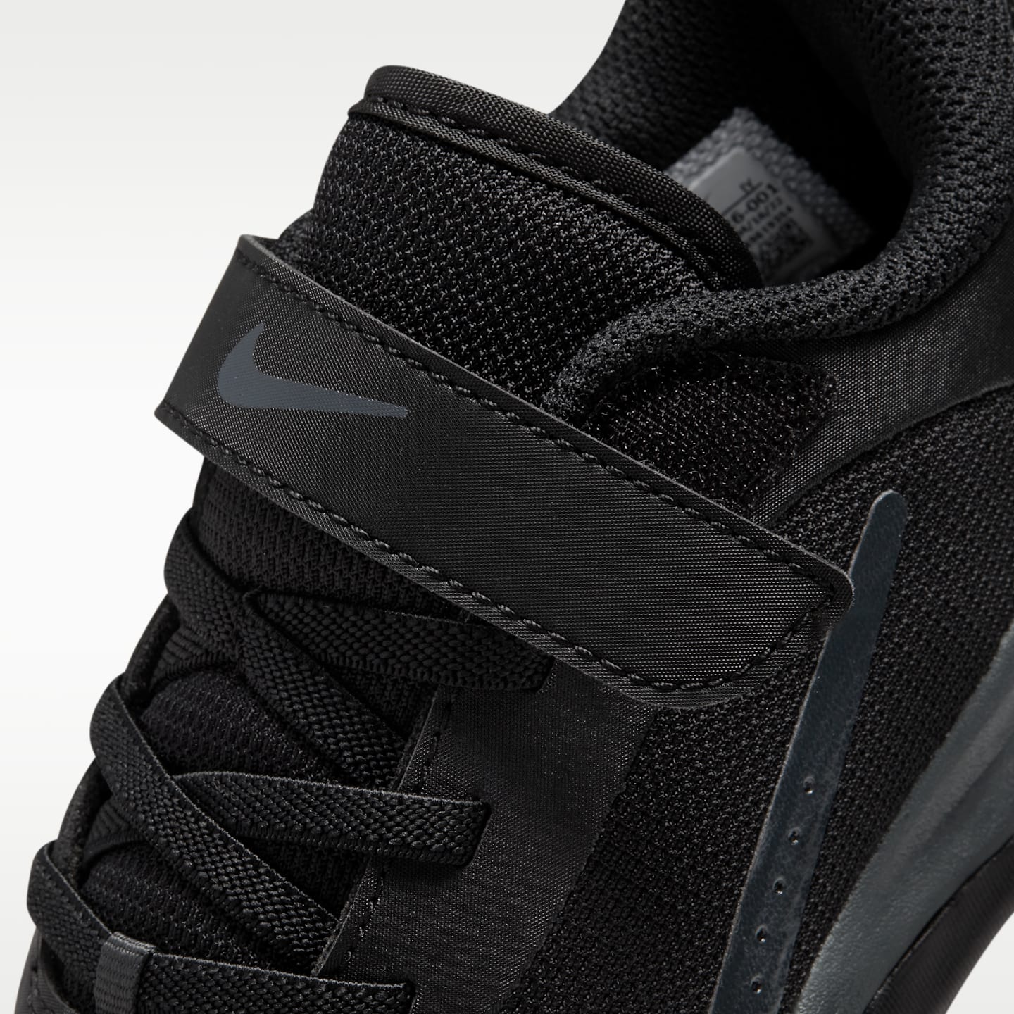 Детские кроссовки Nike Omni Multi-Court Little Kids' Shoes — фото 9