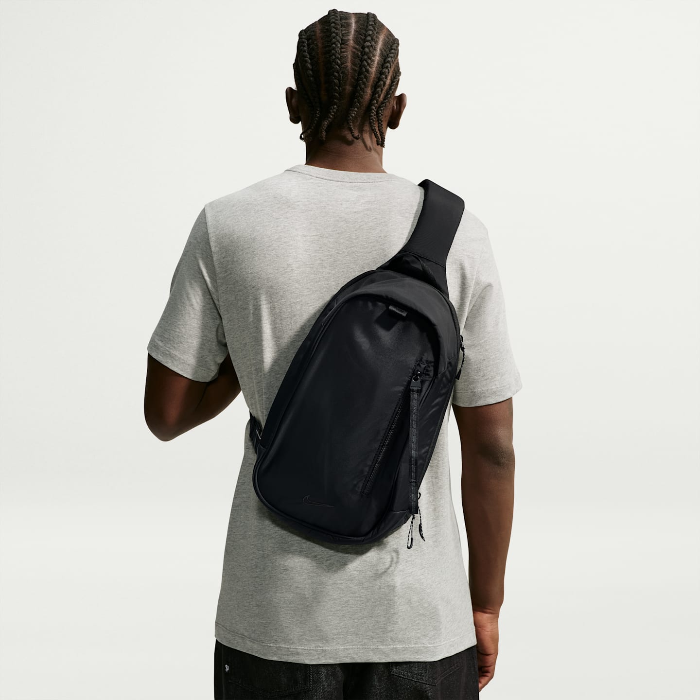 Женские сумки Nike Commute Sling (8L) — фото 1