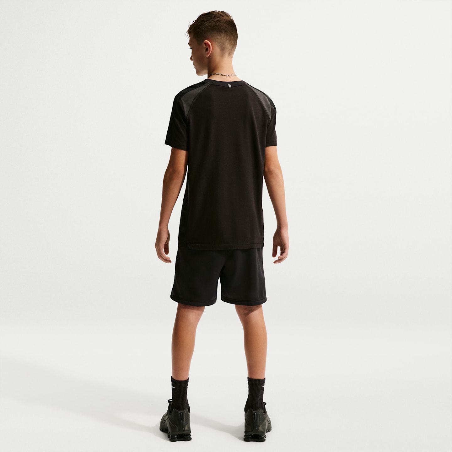 Детские шорты Nike Sportswear City Utility Big Kids' Shorts — фото 5