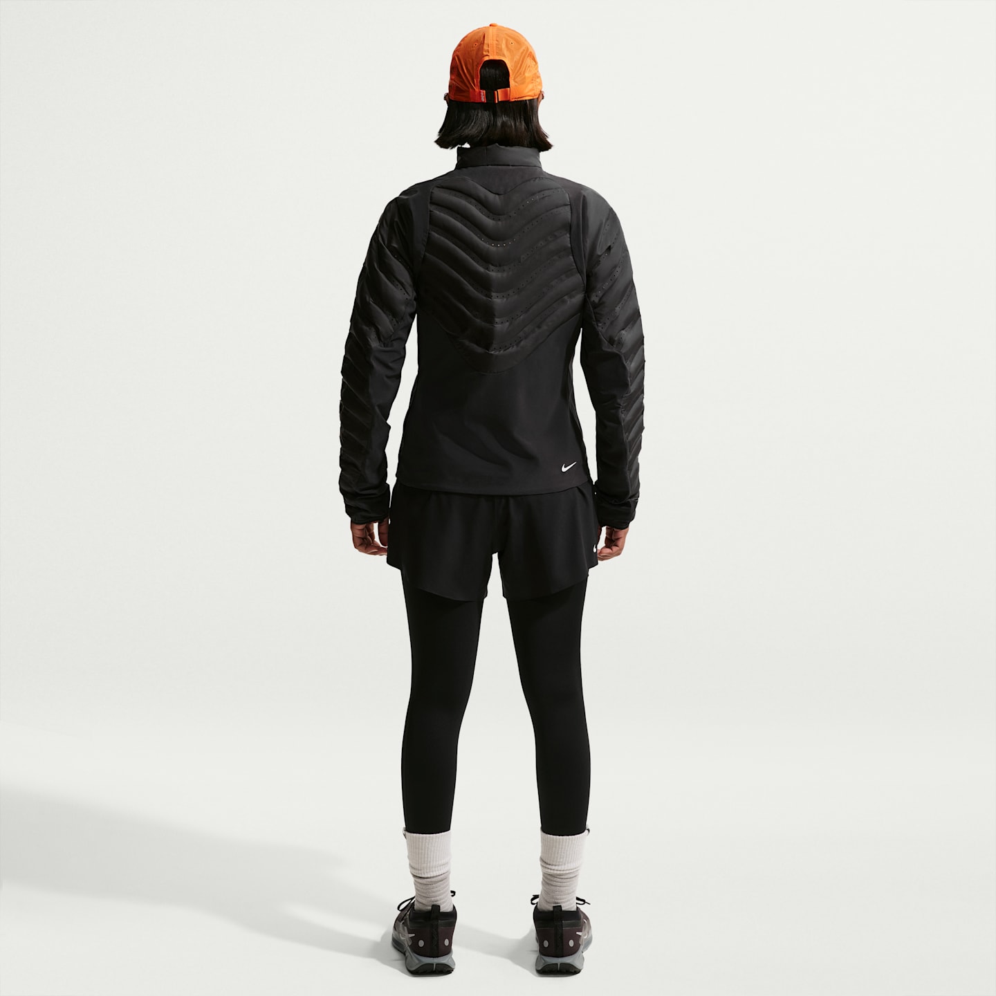 Женские куртки Nike ACG "Lava Loft" Women's Therma-FIT Trail Running Jacket — фото 6