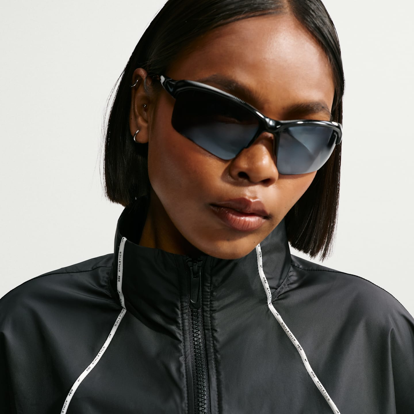 Nike Sportswear Women's Oversized Repel Windbreaker — фото 3