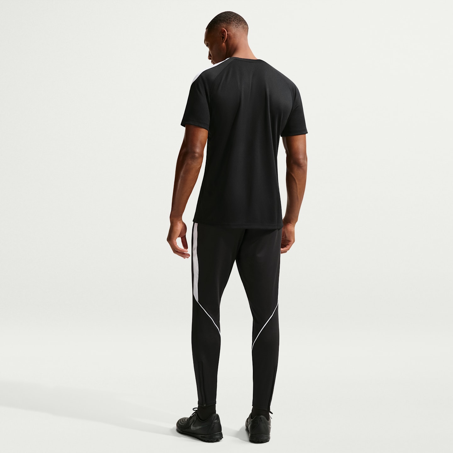Мужские топы Nike Strike Men's Dri-FIT Short-Sleeve Soccer Top — фото 5