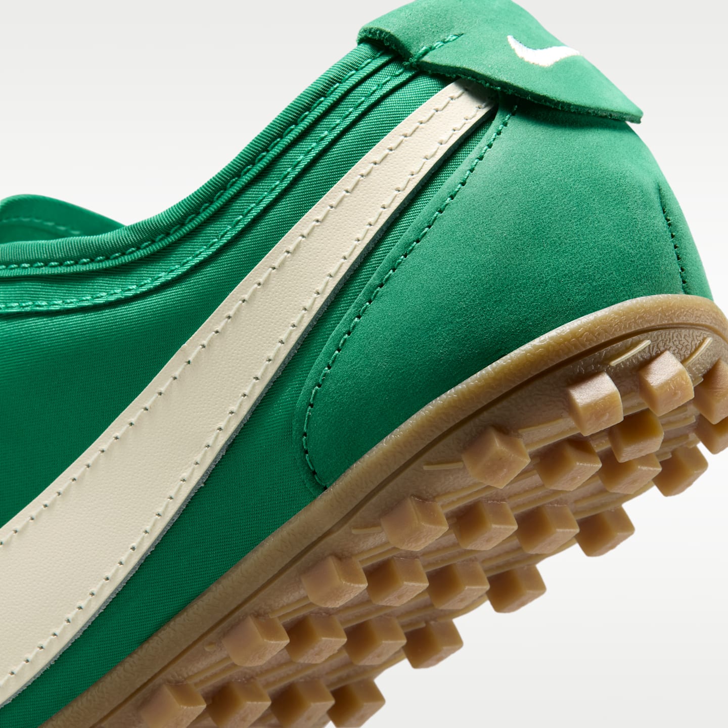 Женские кроссовки Nike Moon Shoe OG Women's Shoes — фото 8