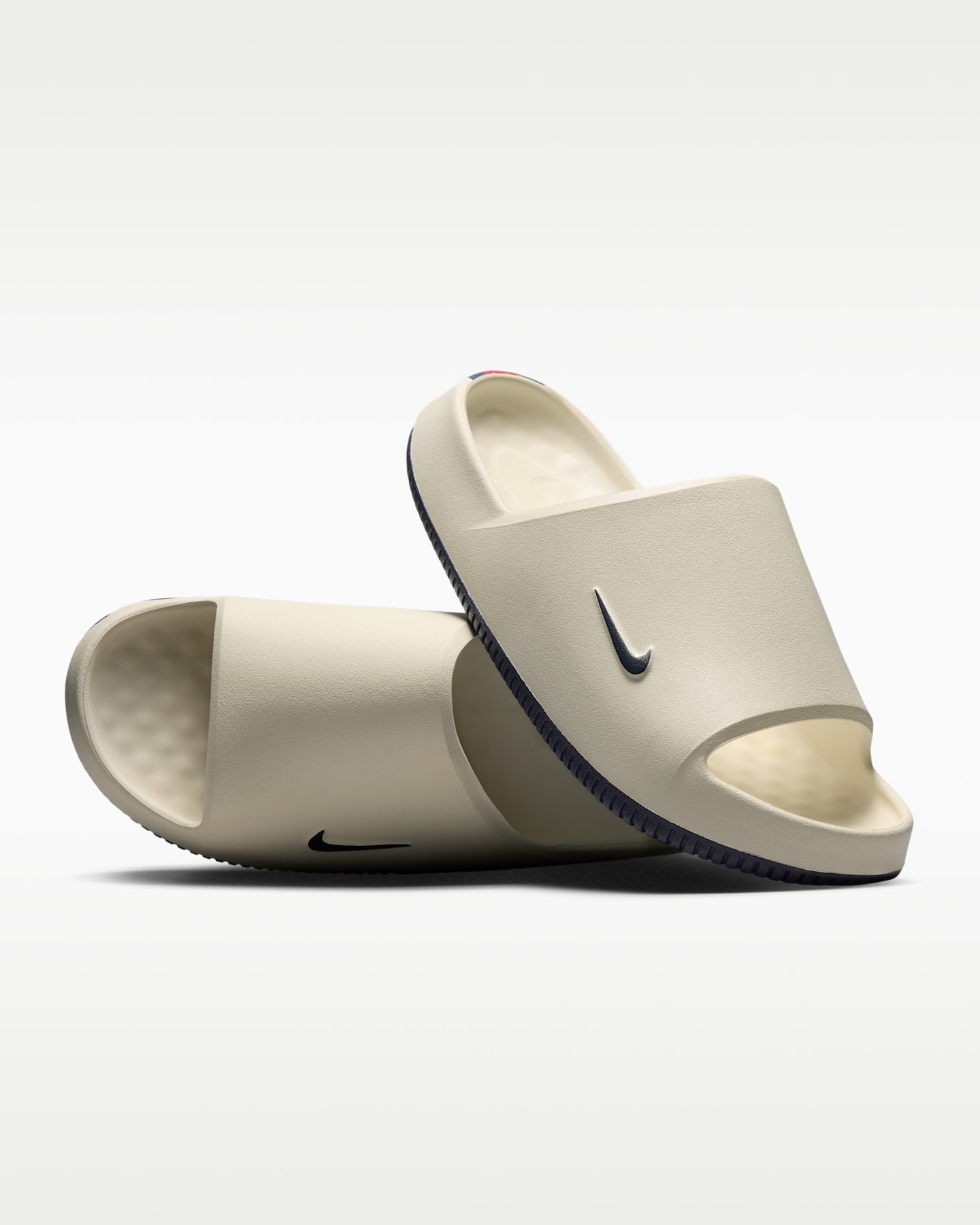 Мужские сандалии Nike Calm (New England Patriots) Men's NFL Slides — фото 7