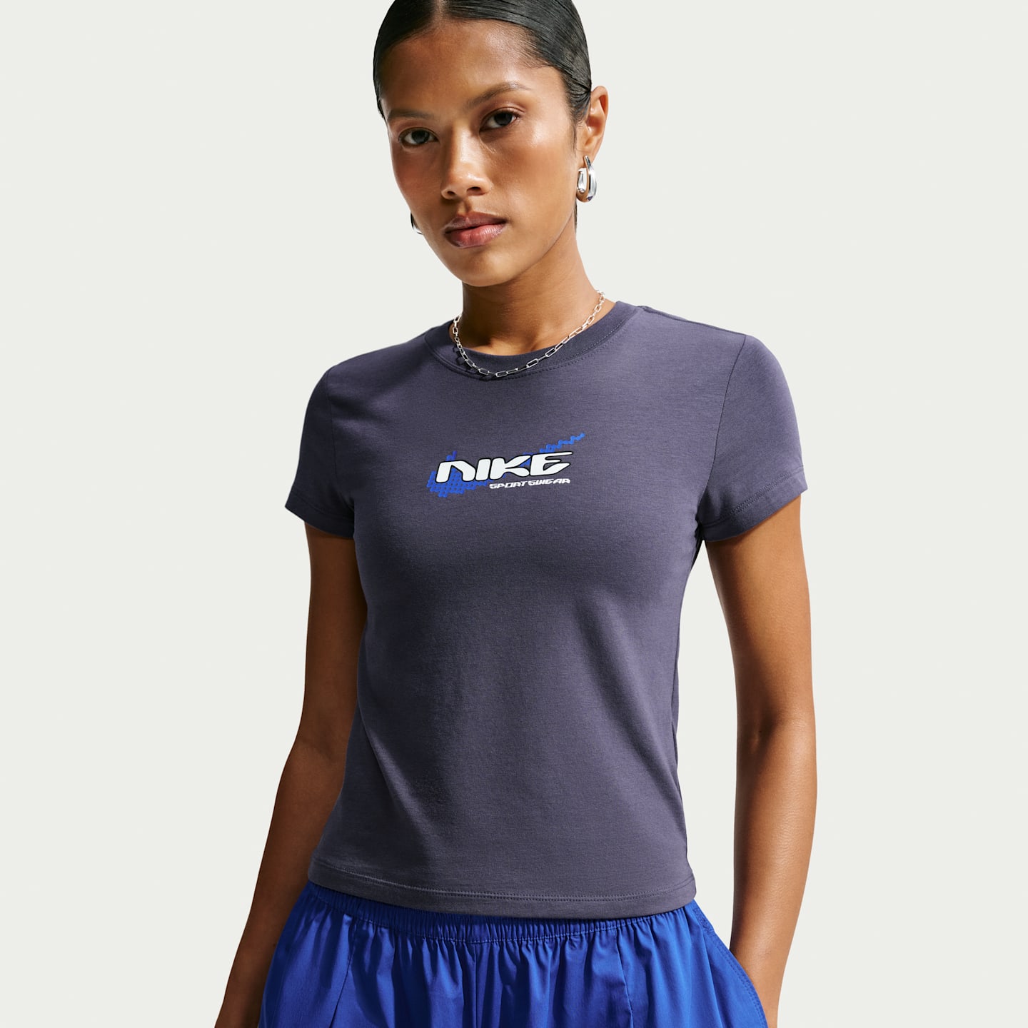 Женские футболки Nike Sportswear Chill Knit Women's Slim Mod-Cropped T-Shirt — фото 3